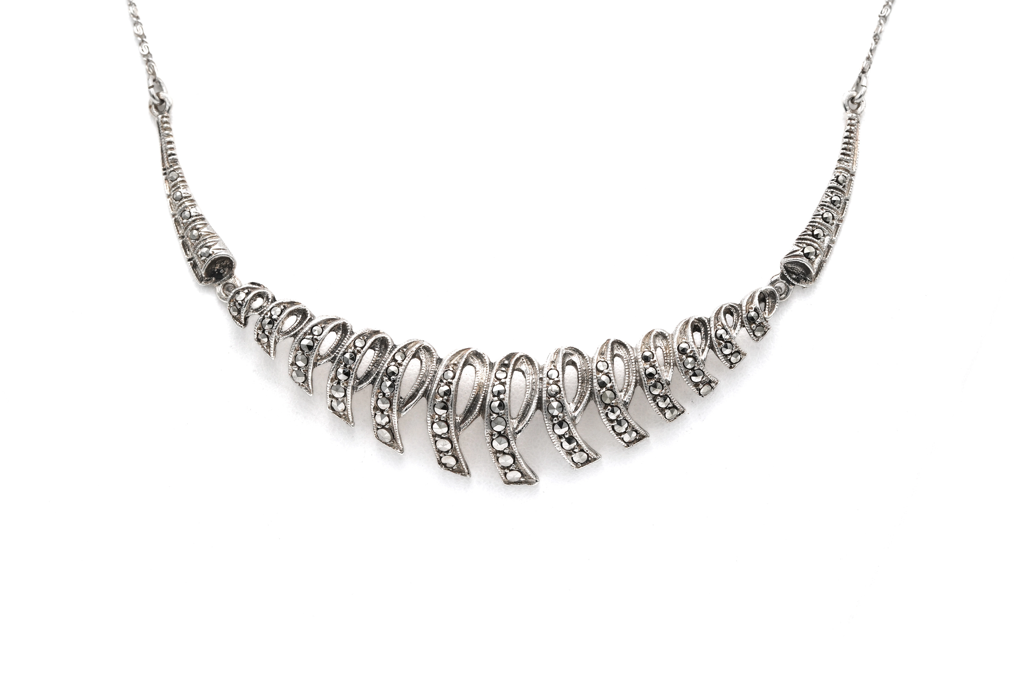 Collier Art Déco en argent serti de marcassites - 1