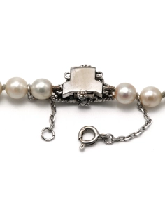 Collier de perles Années 50 en or blanc 18 carats serti de diamants taille "brillant" (+- 0.30 ct) - 5