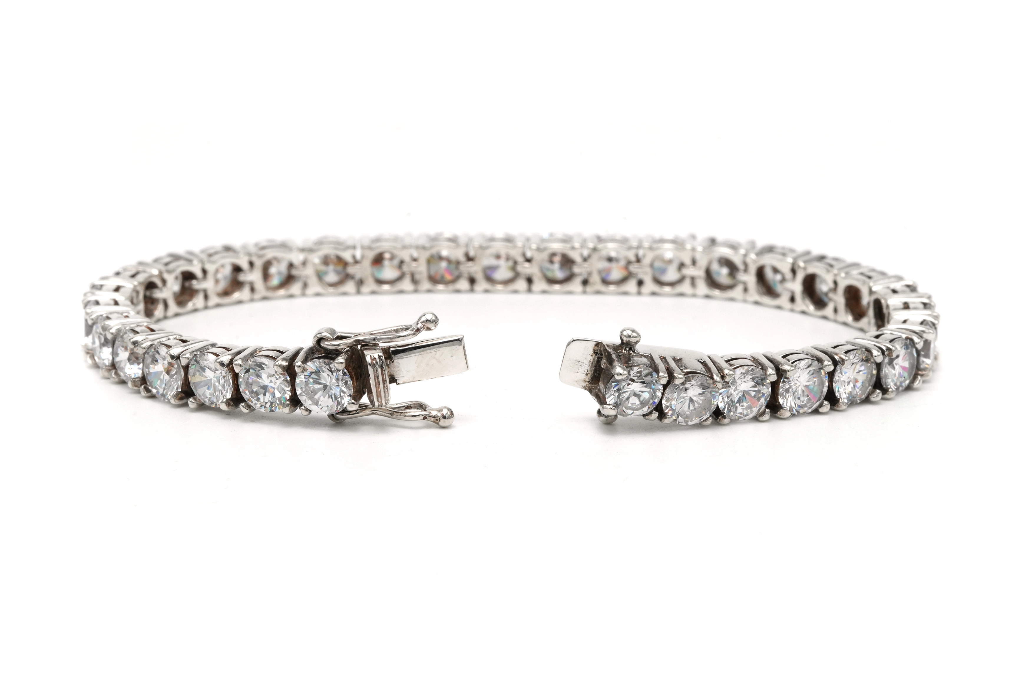 Bracelet contemporain en argent 925 serti de zirconiums - 3