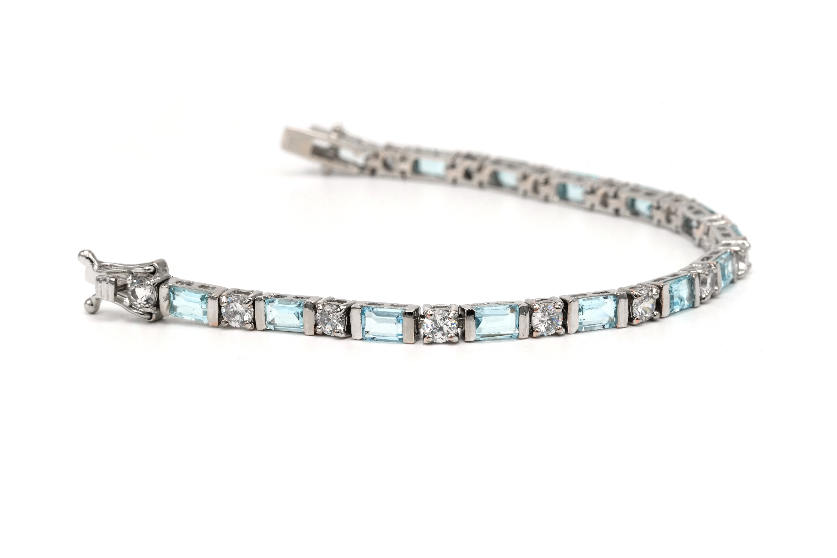 Bracelet contemporain en argent 925 serti de topazes et zirconiums - 2