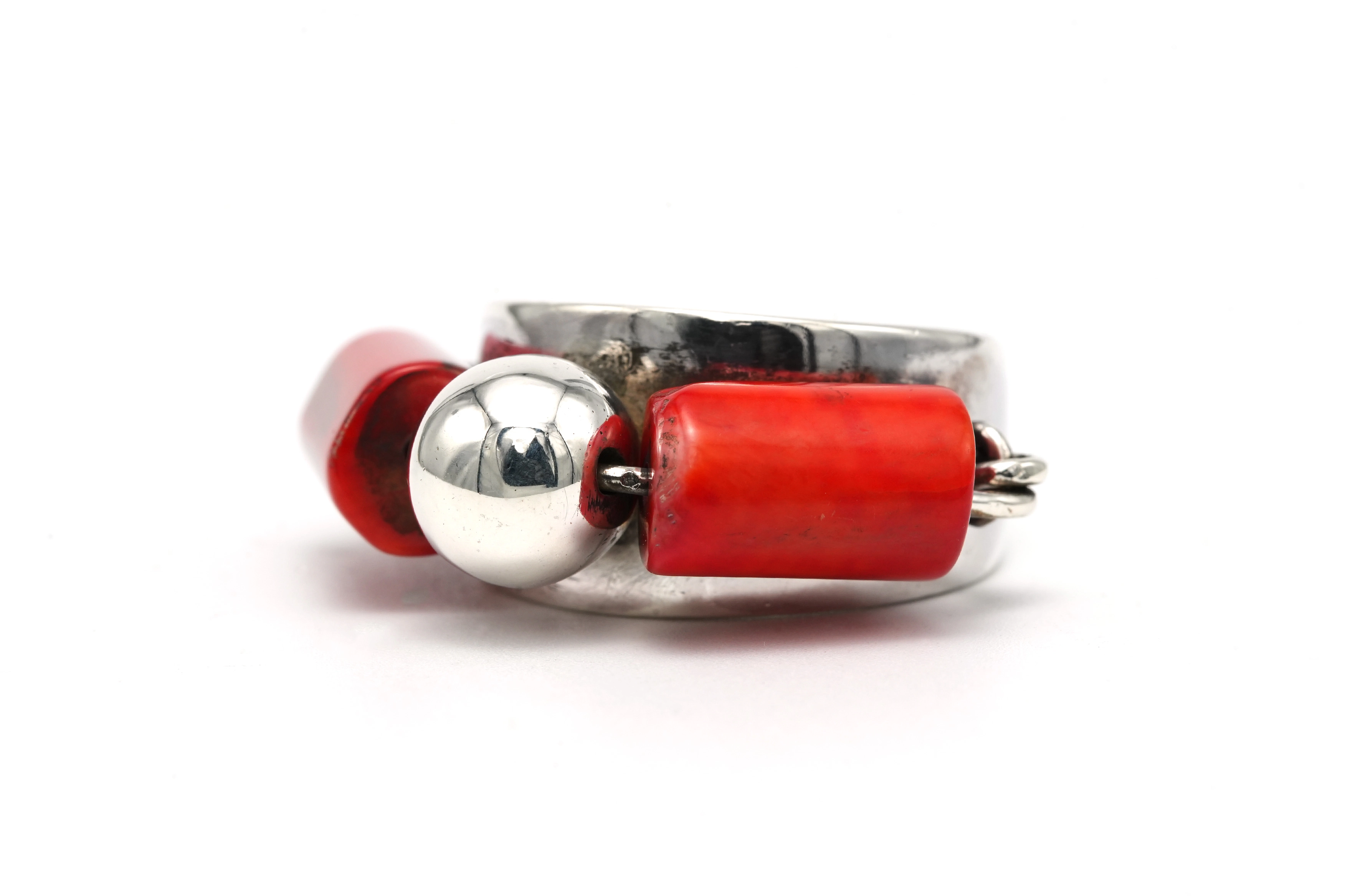 Bague Années 70 en argent 925 sertie de corail - 2