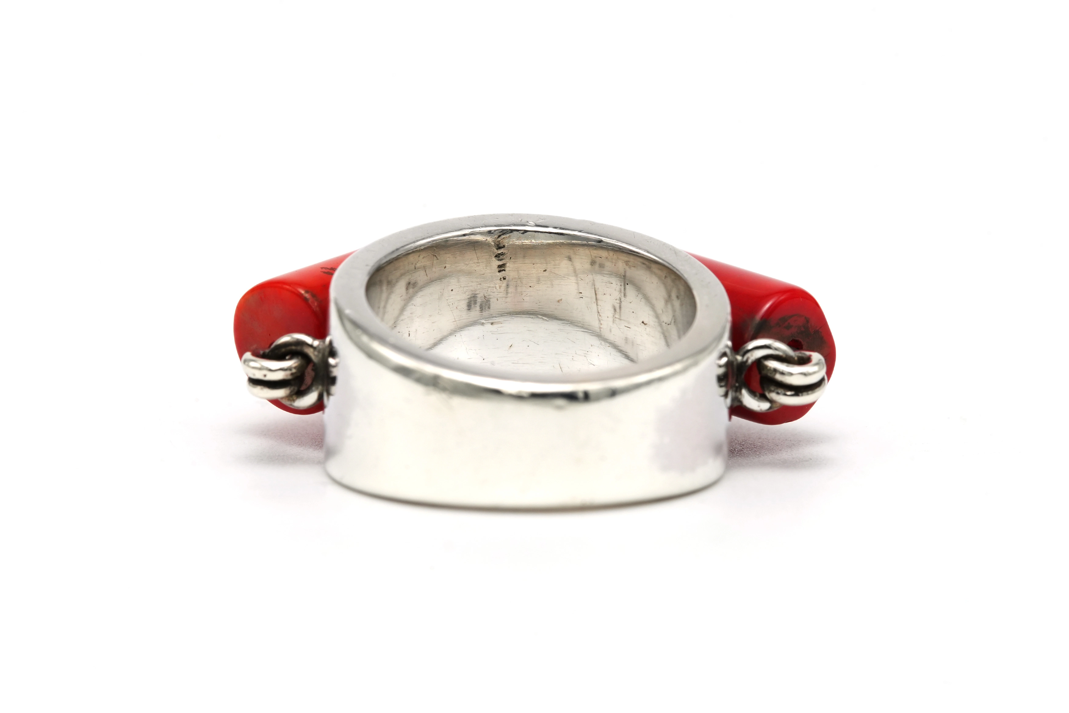 Bague Années 70 en argent 925 sertie de corail - 4