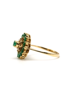 Bague contemporaine en or jaune 14 carats sertie d'émeraudes et de diamants "taille" brillant (+-0.06ct) - - 3