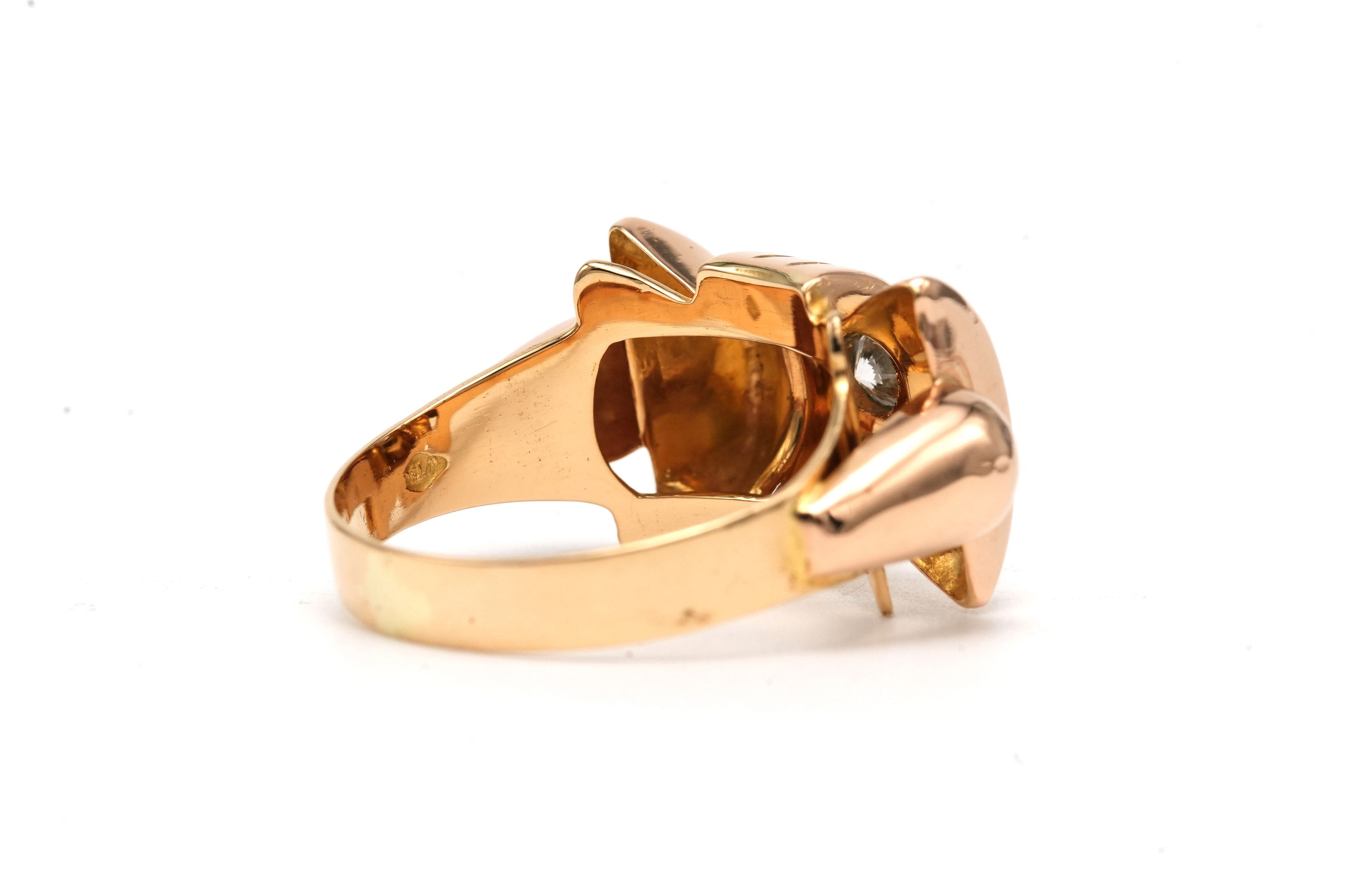 Bague Art Déco en or jaune 18 carats sertie d'un diamant taille "brillant" (+- 0.13ct) - 5