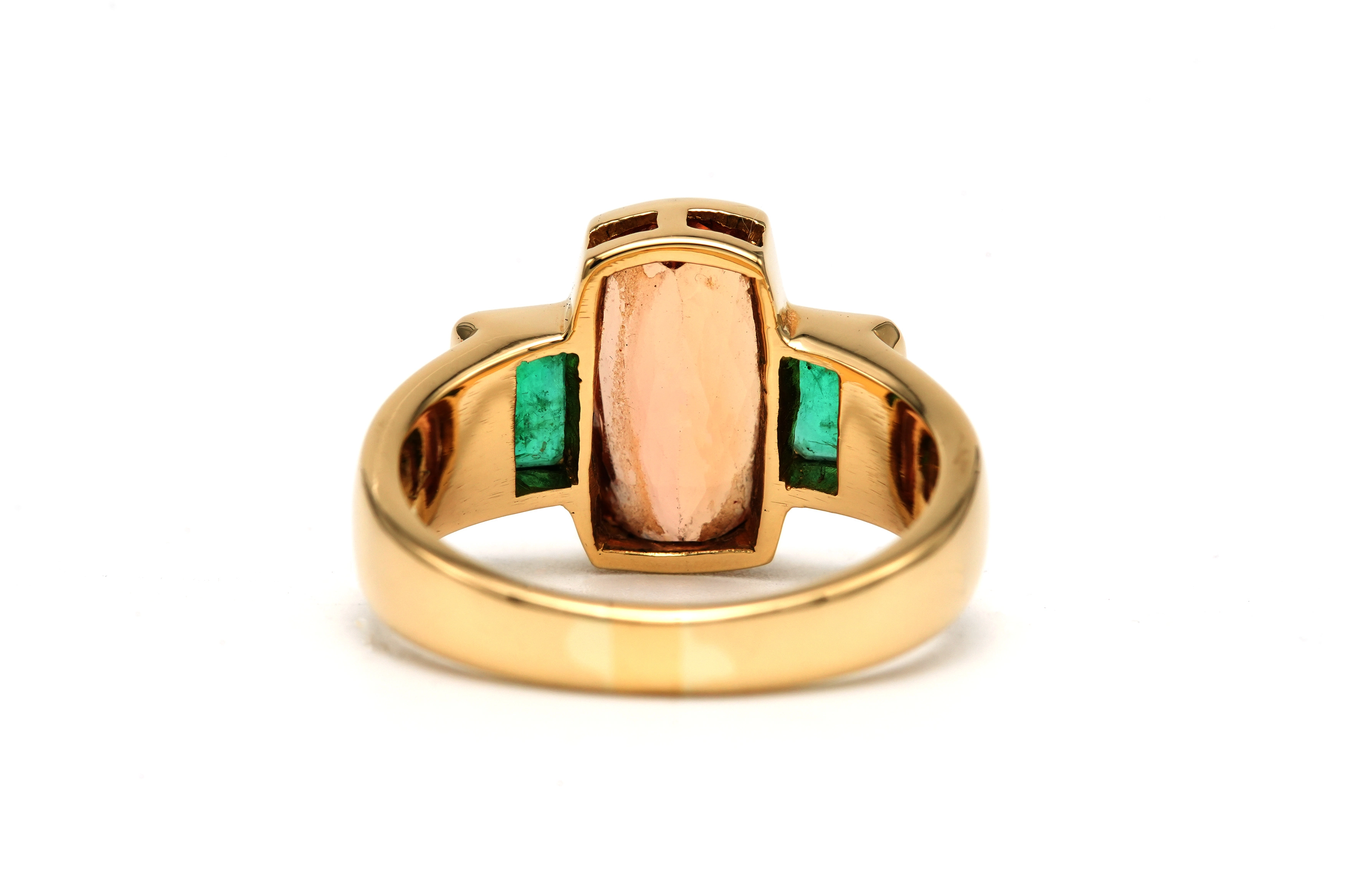 Bague contemporaine en or jaune 18 carats sertie d'émeraudes et d'une topaze - 4