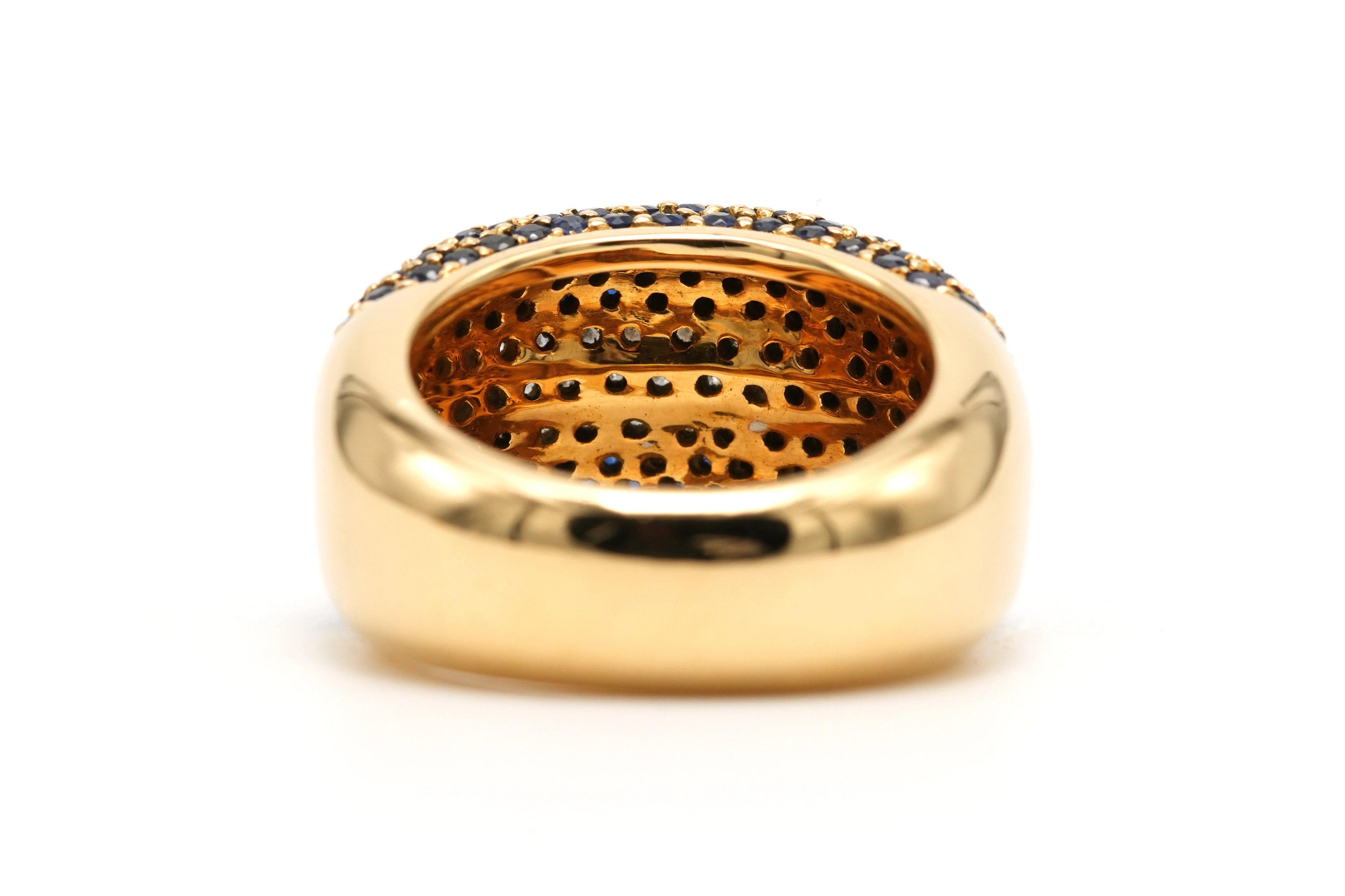 Bague contemporaine en or jaune 18 carats sertie de saphirs et de diamants taille "brillant" (+- 0.61ct) - 4