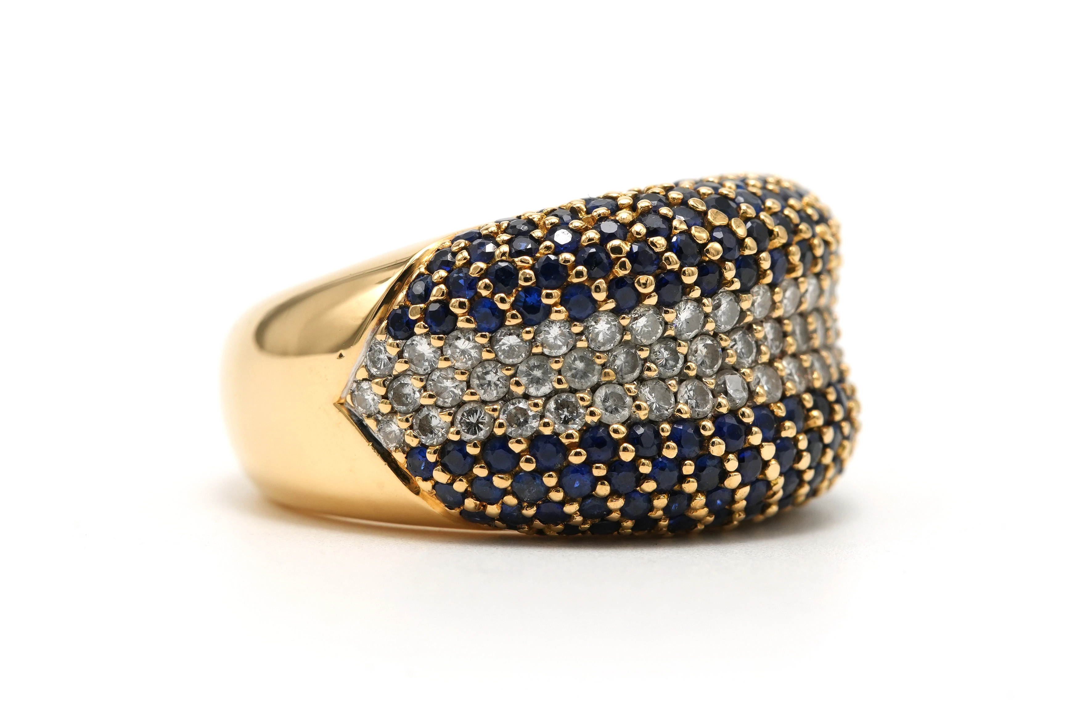 Bague contemporaine en or jaune 18 carats sertie de saphirs et de diamants taille "brillant" (+- 0.61ct) - 6