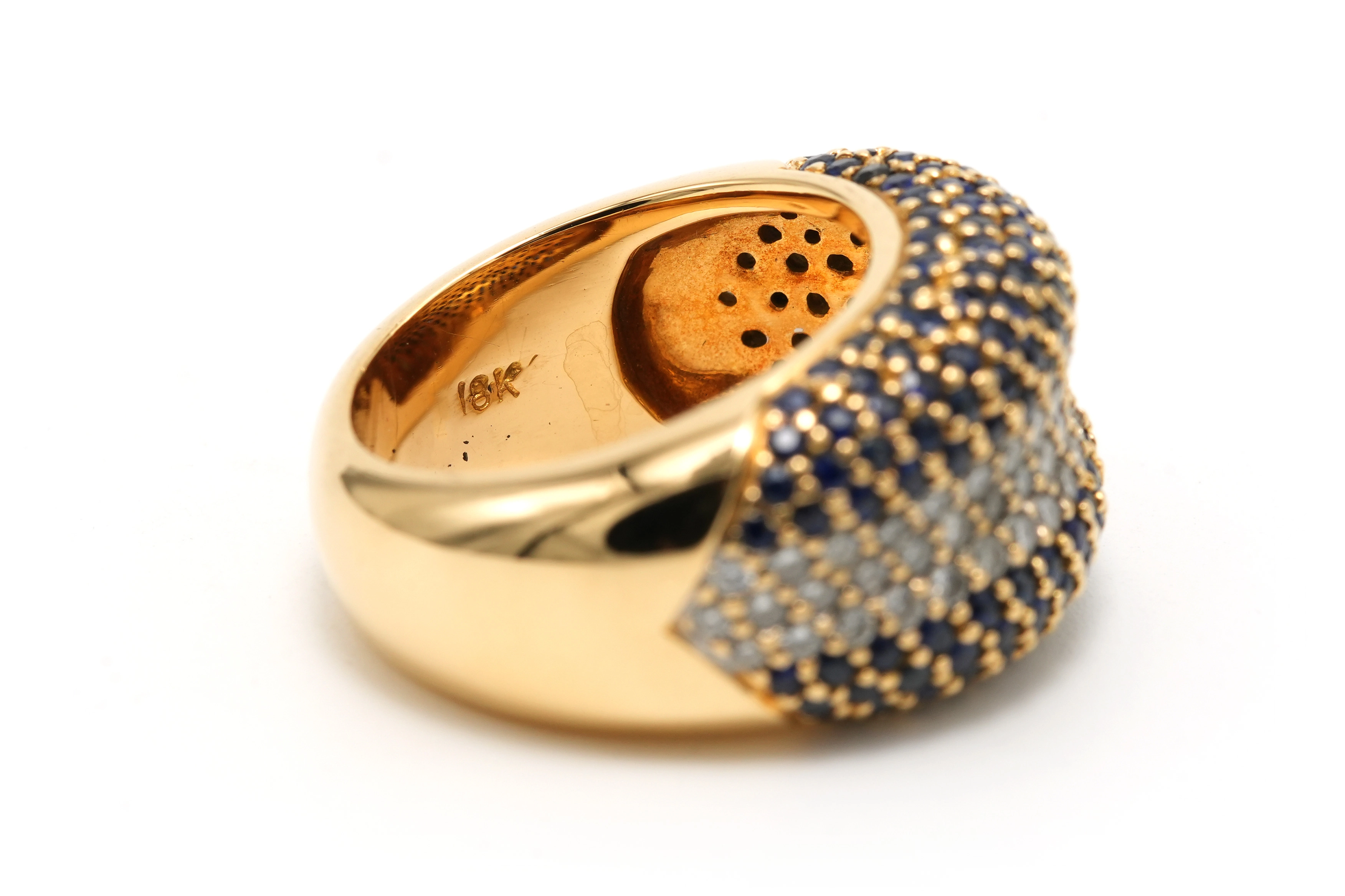 Bague contemporaine en or jaune 18 carats sertie de saphirs et de diamants taille "brillant" (+- 0.61ct) - 7