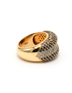 Bague contemporaine en or jaune 18 carats sertie de saphirs et de diamants taille "brillant" (+- 0.61ct) - 7