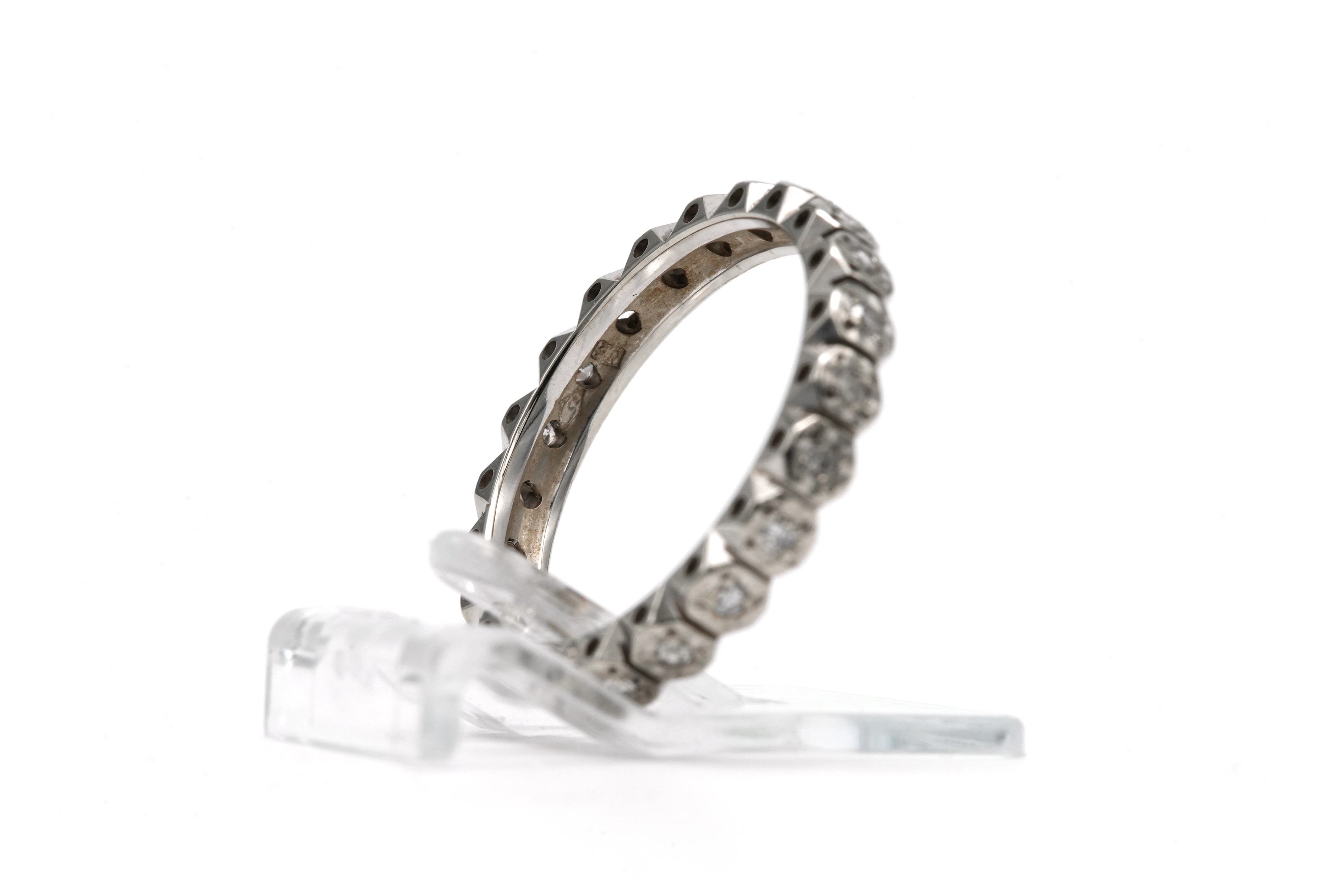 Alliance américaine en or blanc 18 carats sertie de diamants taille "8/8" - 6