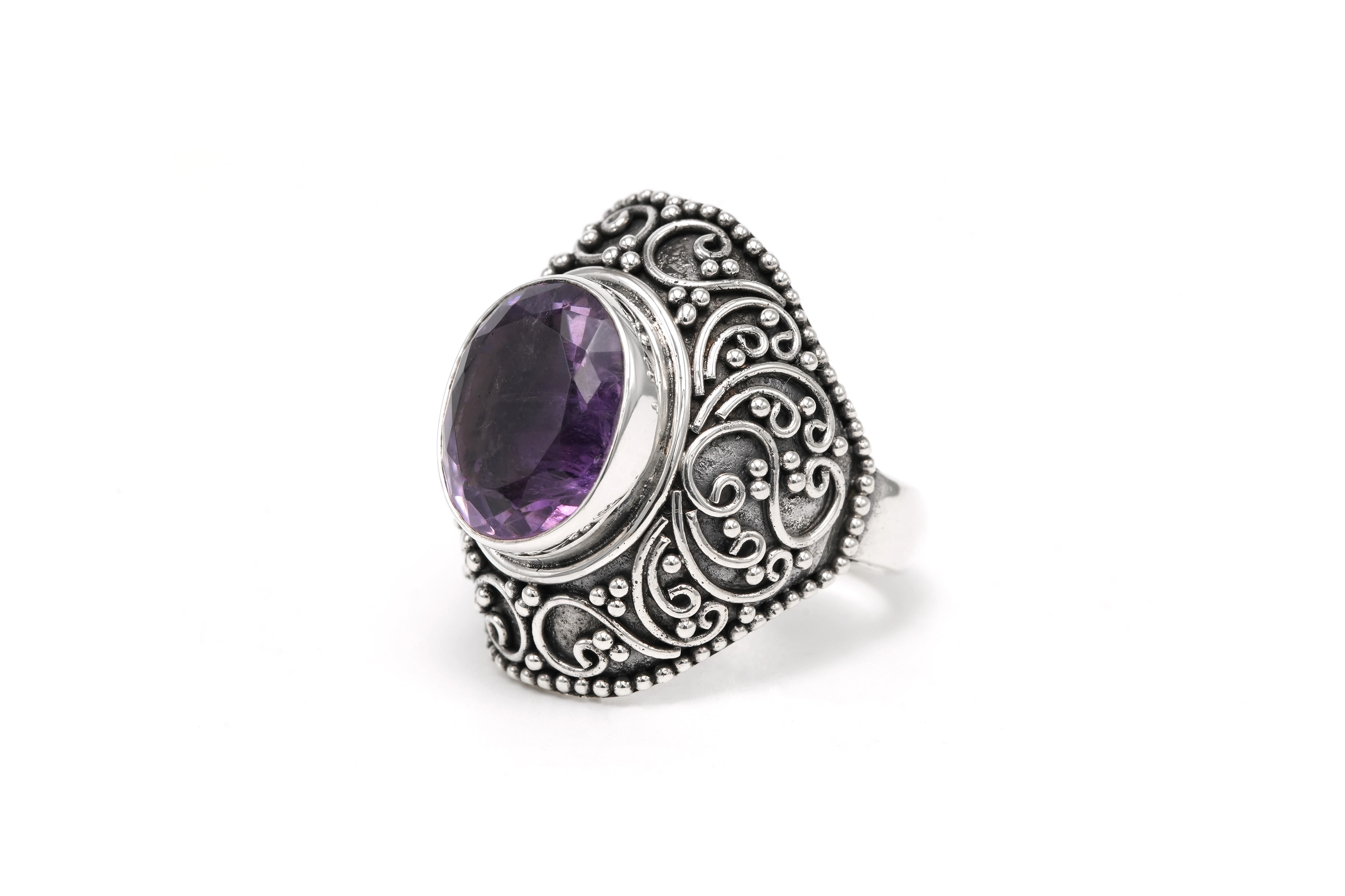 Bague contemporaine en argent 925 sertie d'une améthyste - 2