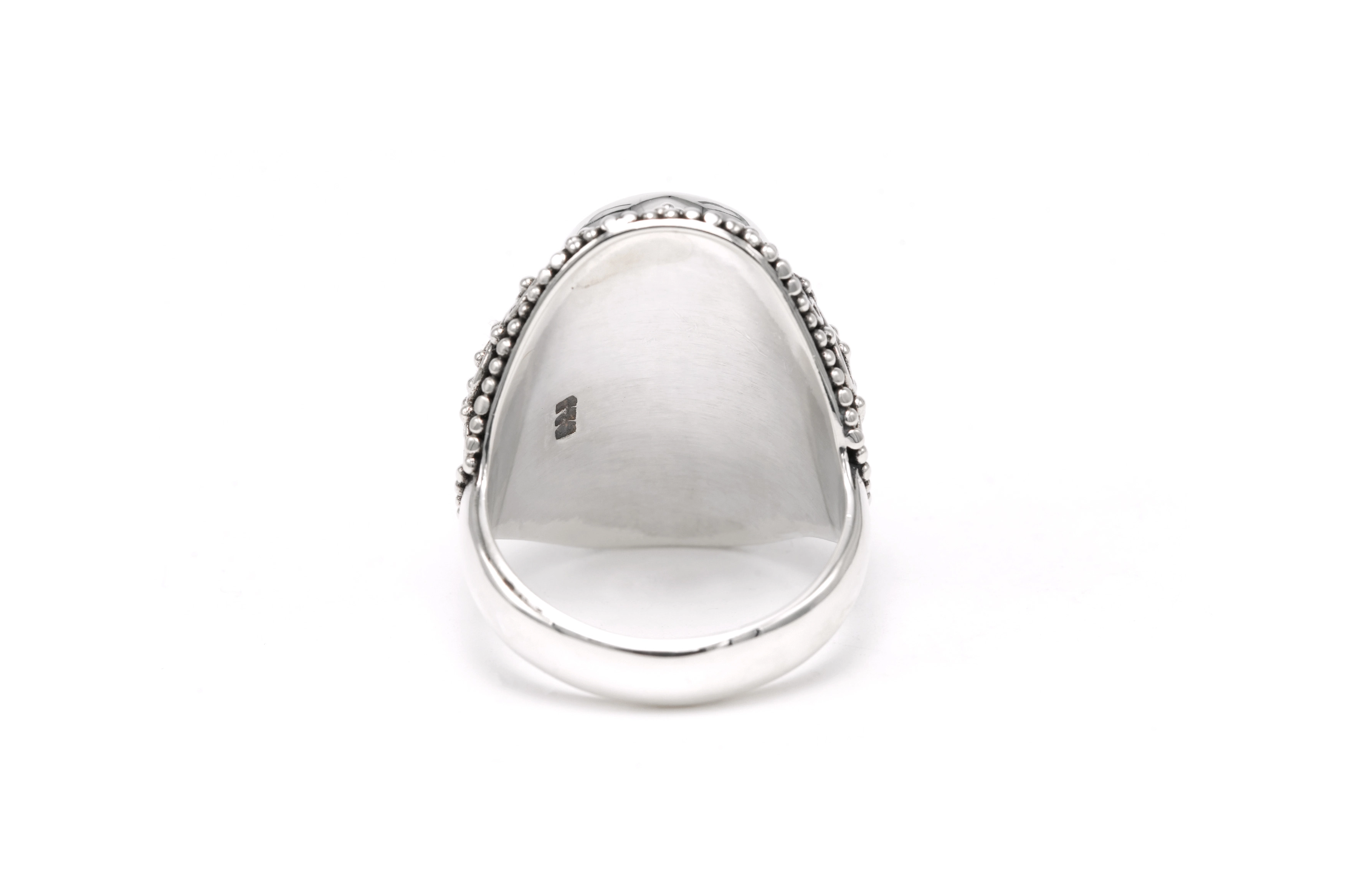 Bague contemporaine en argent 925 sertie d'une améthyste - 4