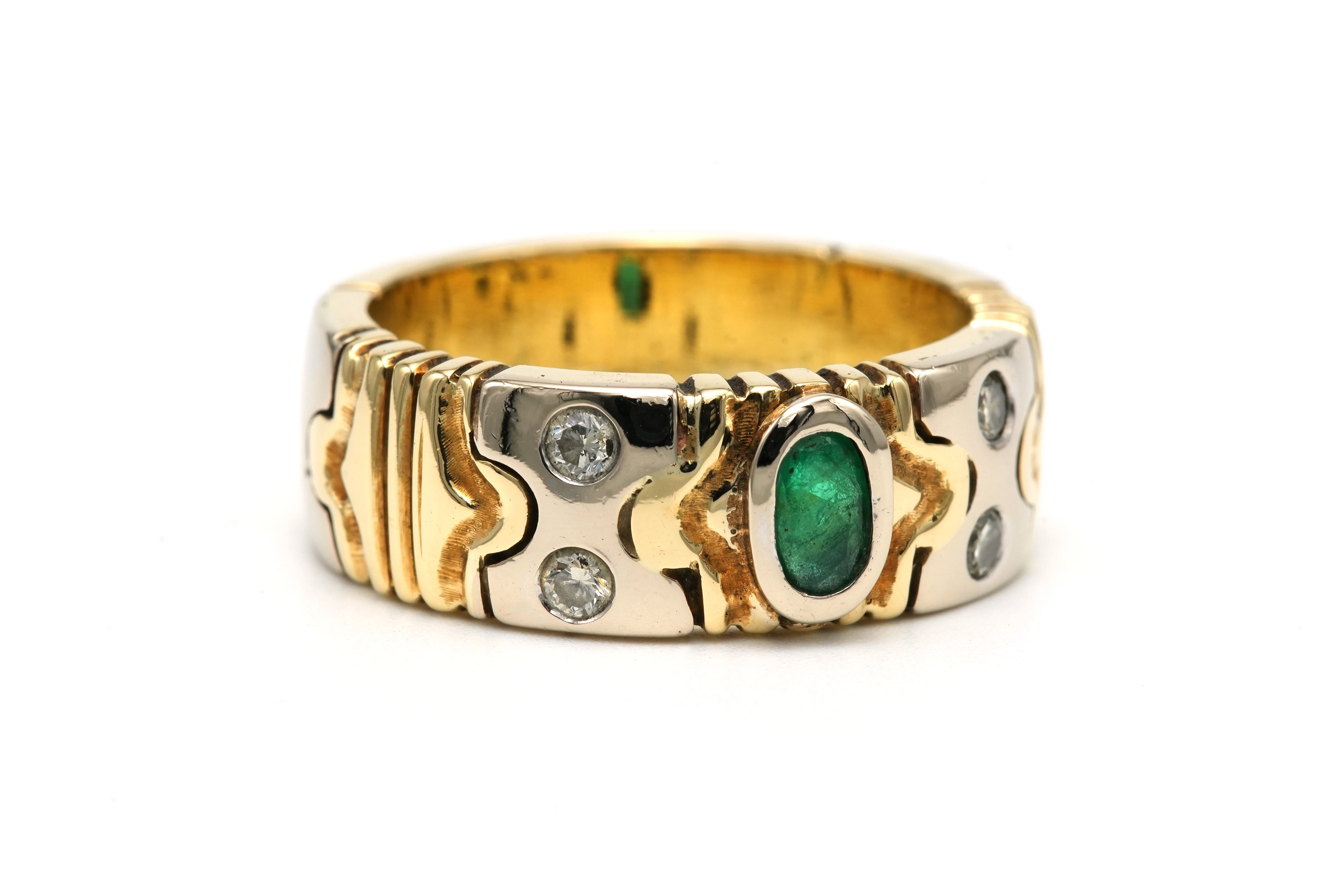 Bague Années 70 en or jaune 14 carats sertie d'une émeraude et de diamants taille "brillant" (+- 0.08ct) - 6