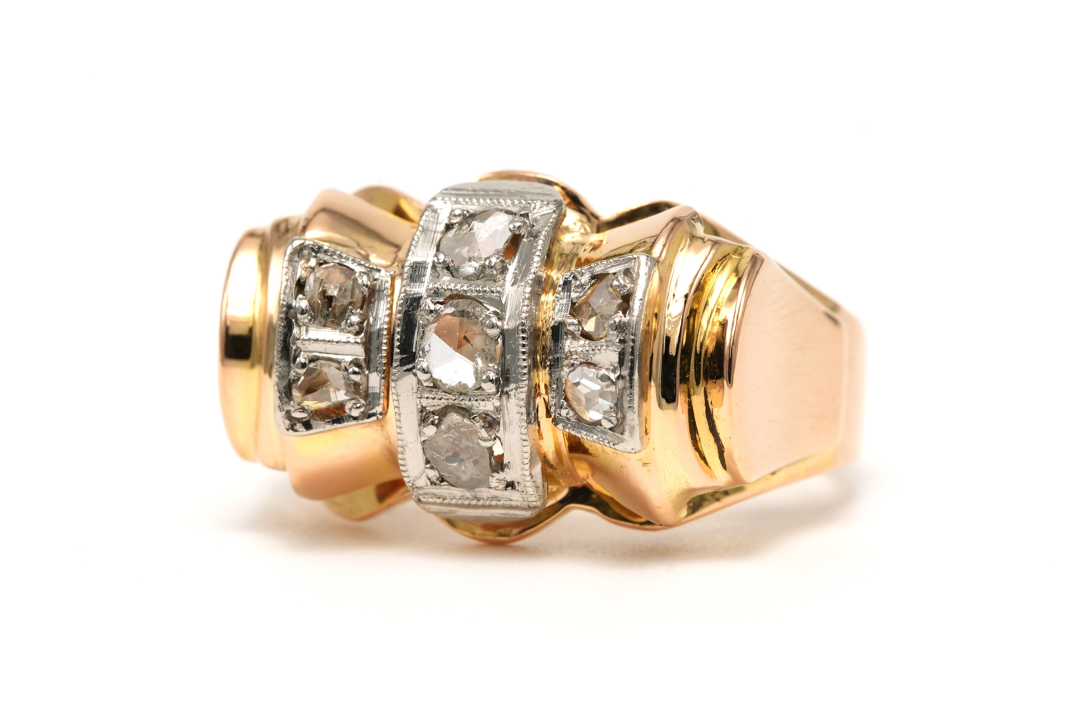 Bague Art Déco en or jaune 18 carats sertie de diamants taille "rose" - 1