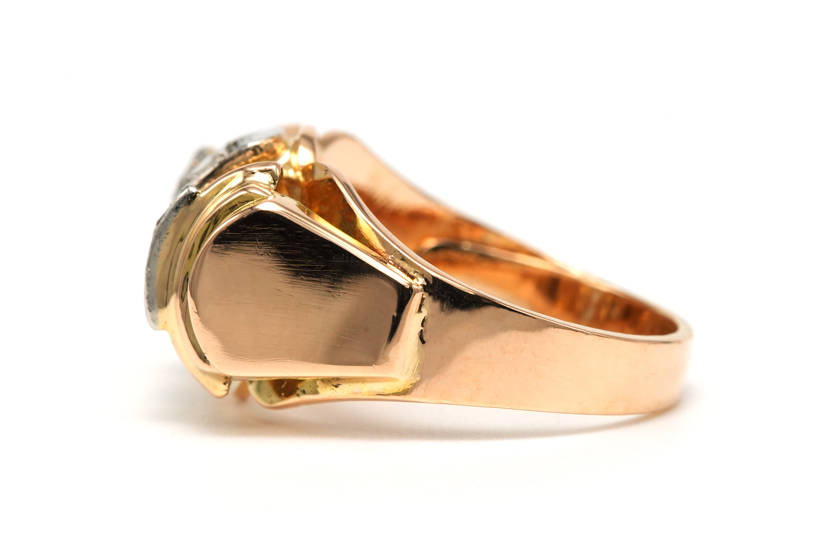 Bague Art Déco en or jaune 18 carats sertie de diamants taille "rose" - 3