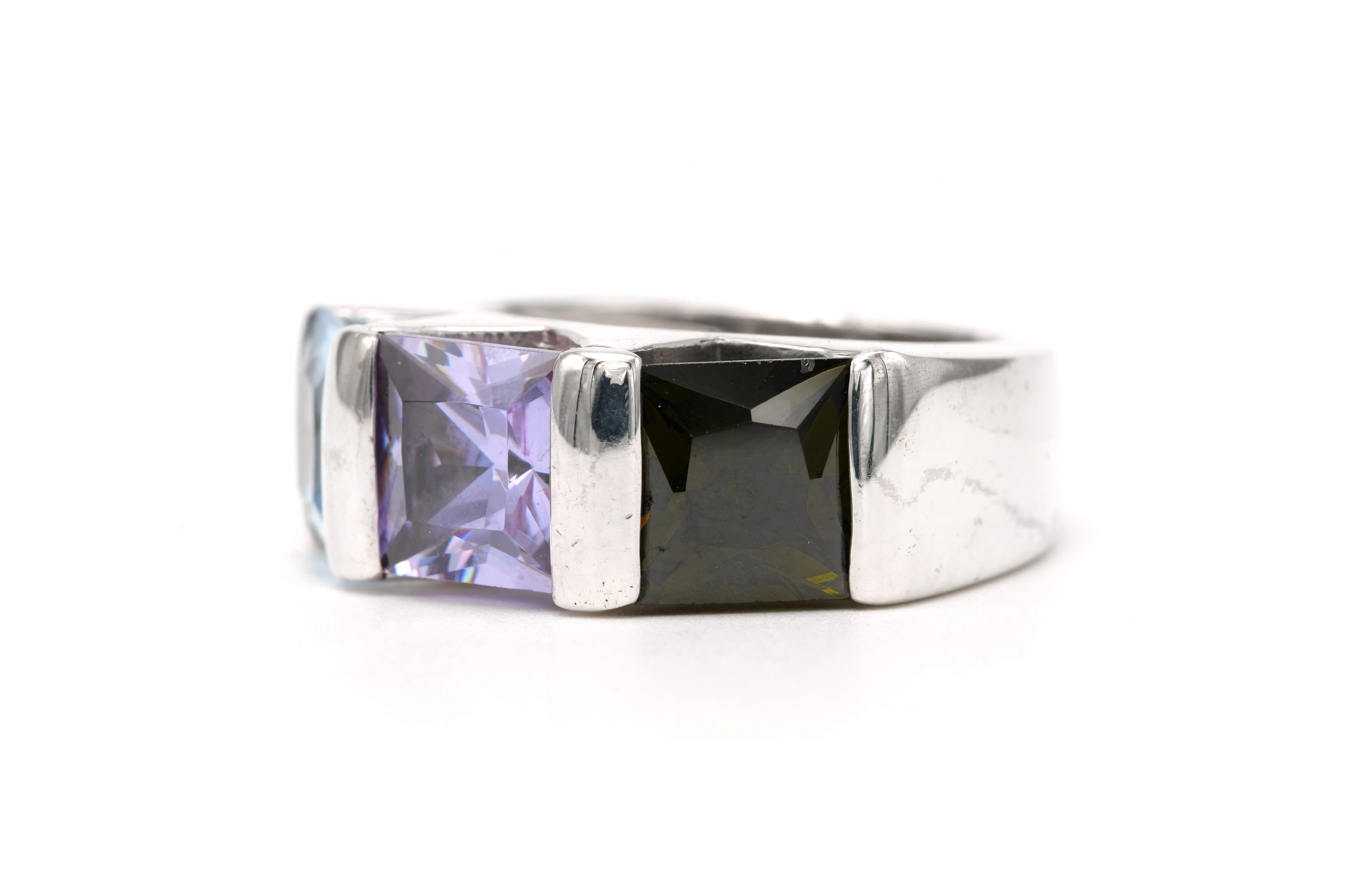 Bague contemporaine en argent 925 sertie de zirconiums - 2