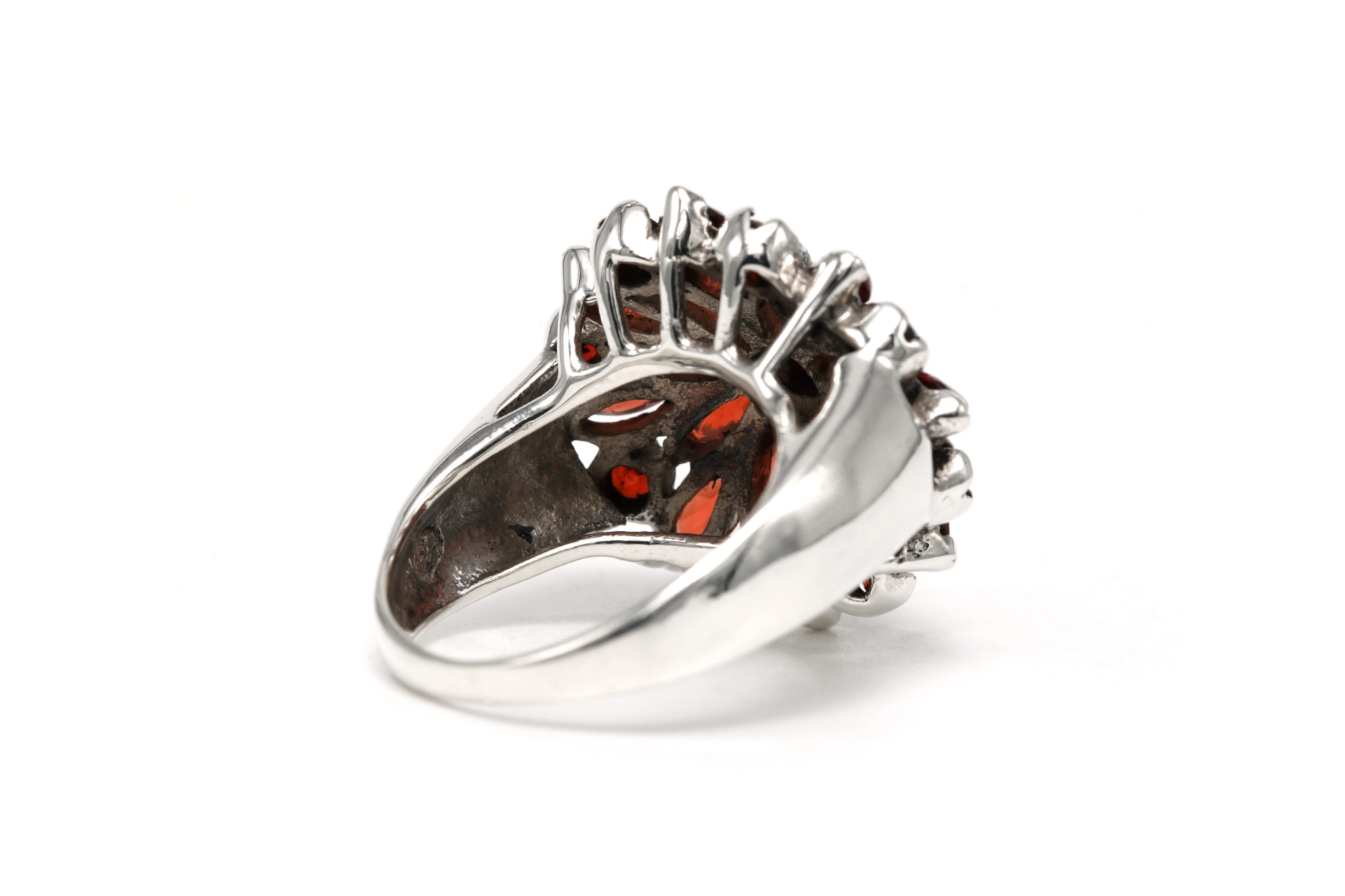 Bague contemporaine en argent 925 sertie de grenats - 5