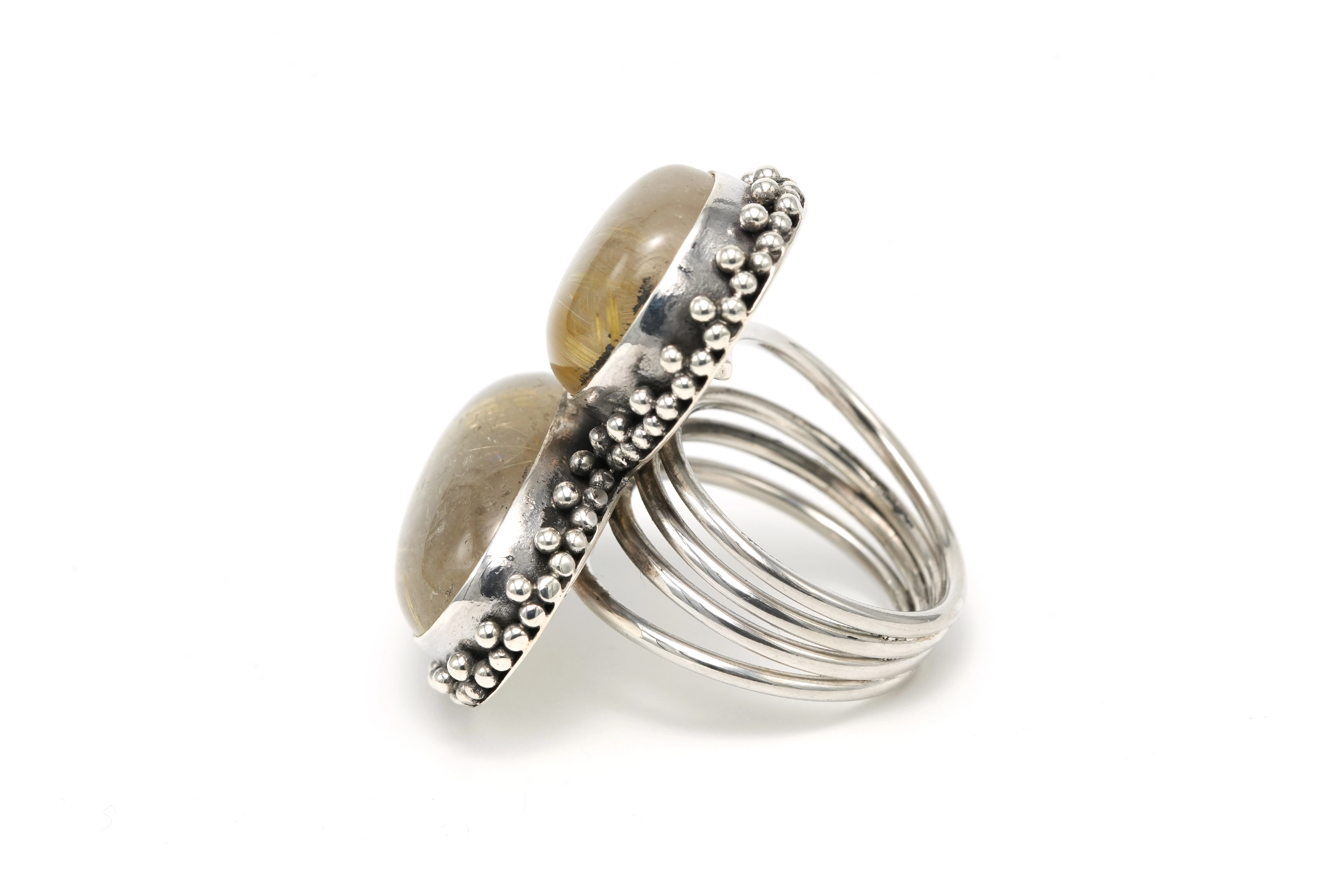 Bague contemporaine en argent 925 sertie de quartz-rutilé - 3