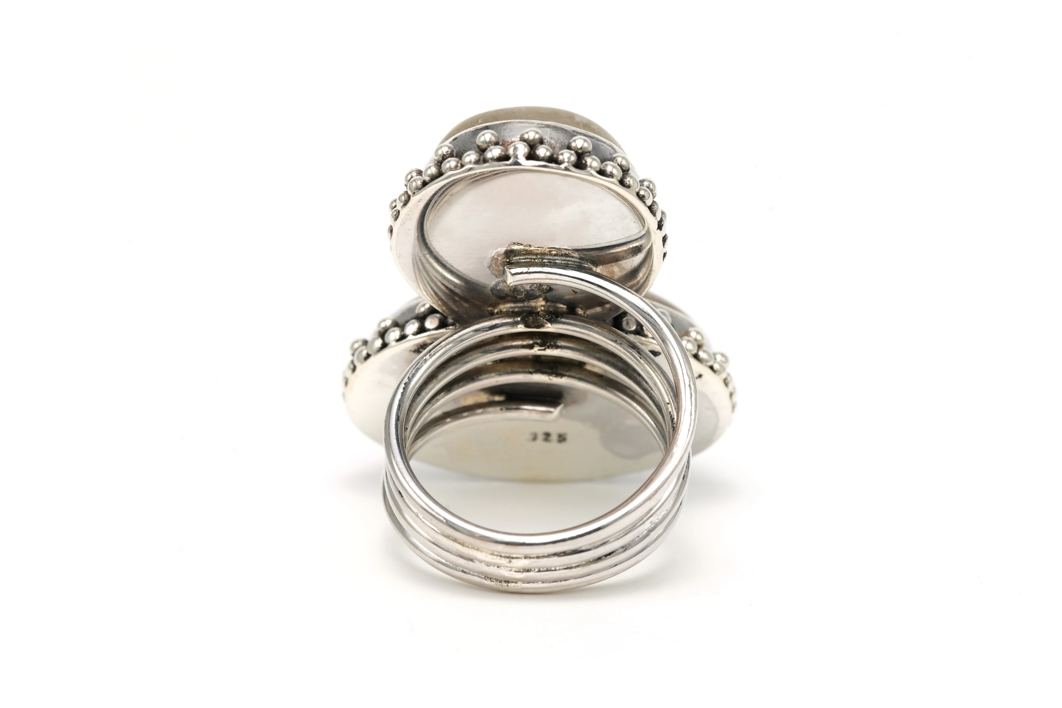 Bague contemporaine en argent 925 sertie de quartz-rutilé - 4