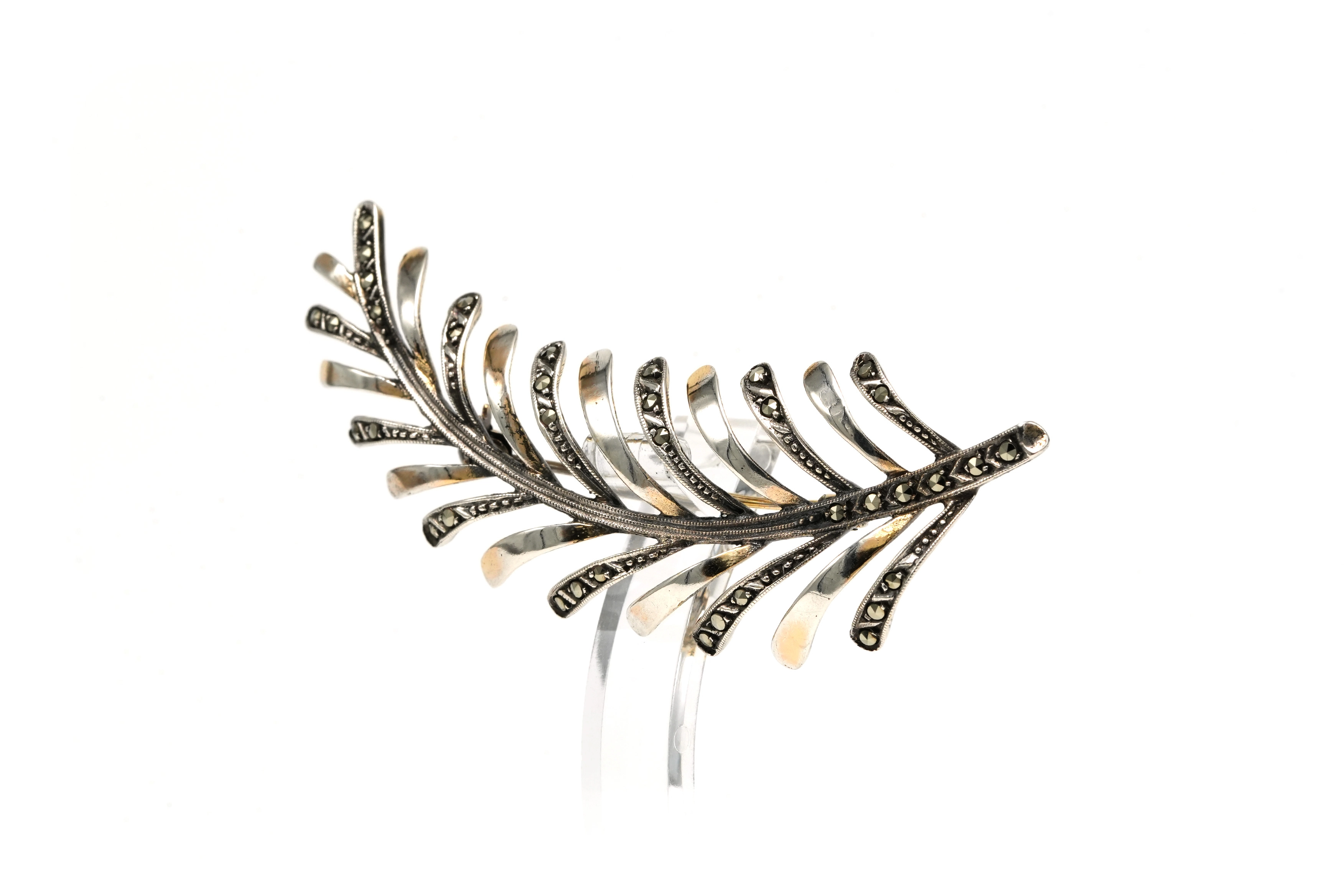 Broche Art Déco en argent 835 sertie de marcassites - 2