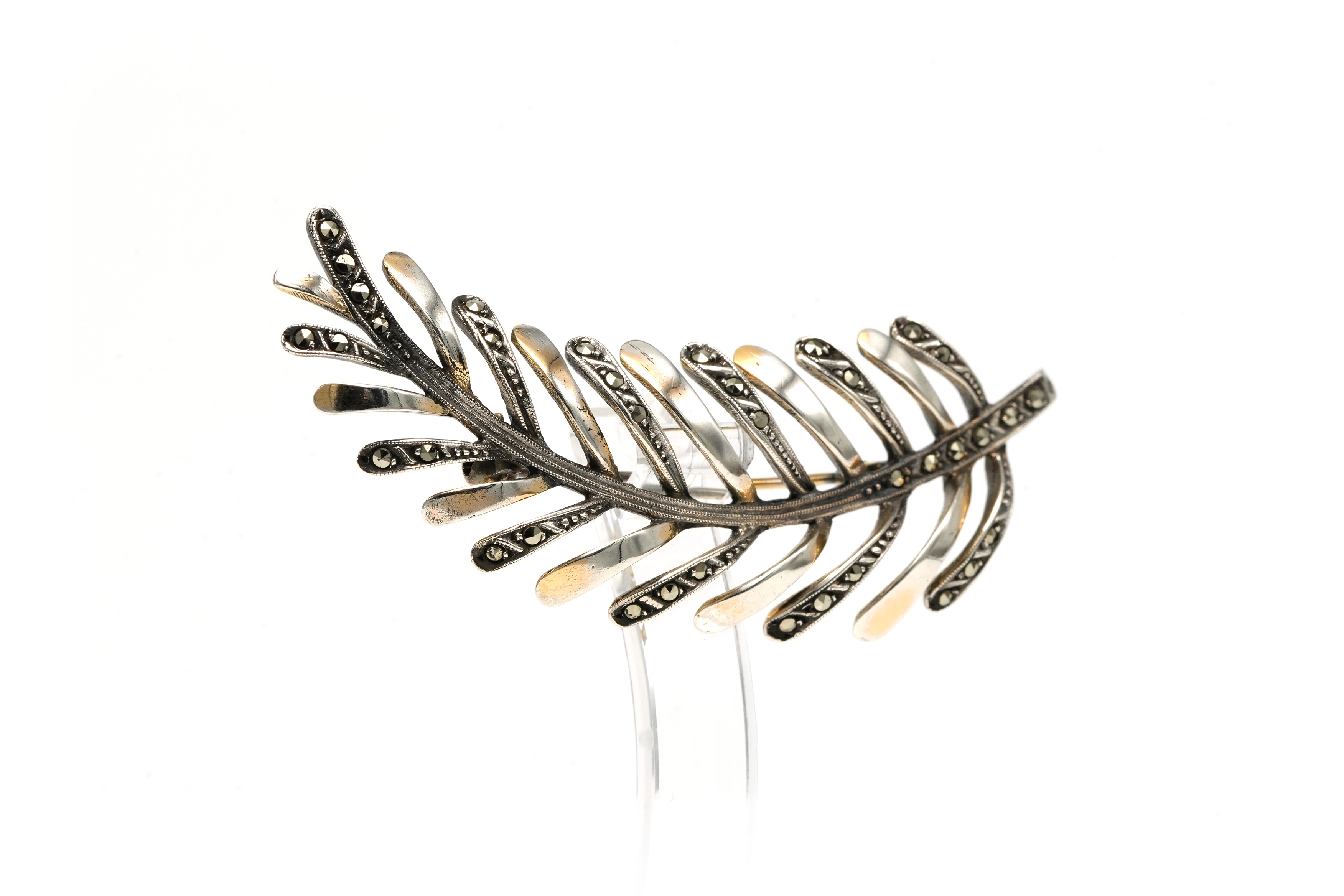 Broche Art Déco en argent 835 sertie de marcassites - 6