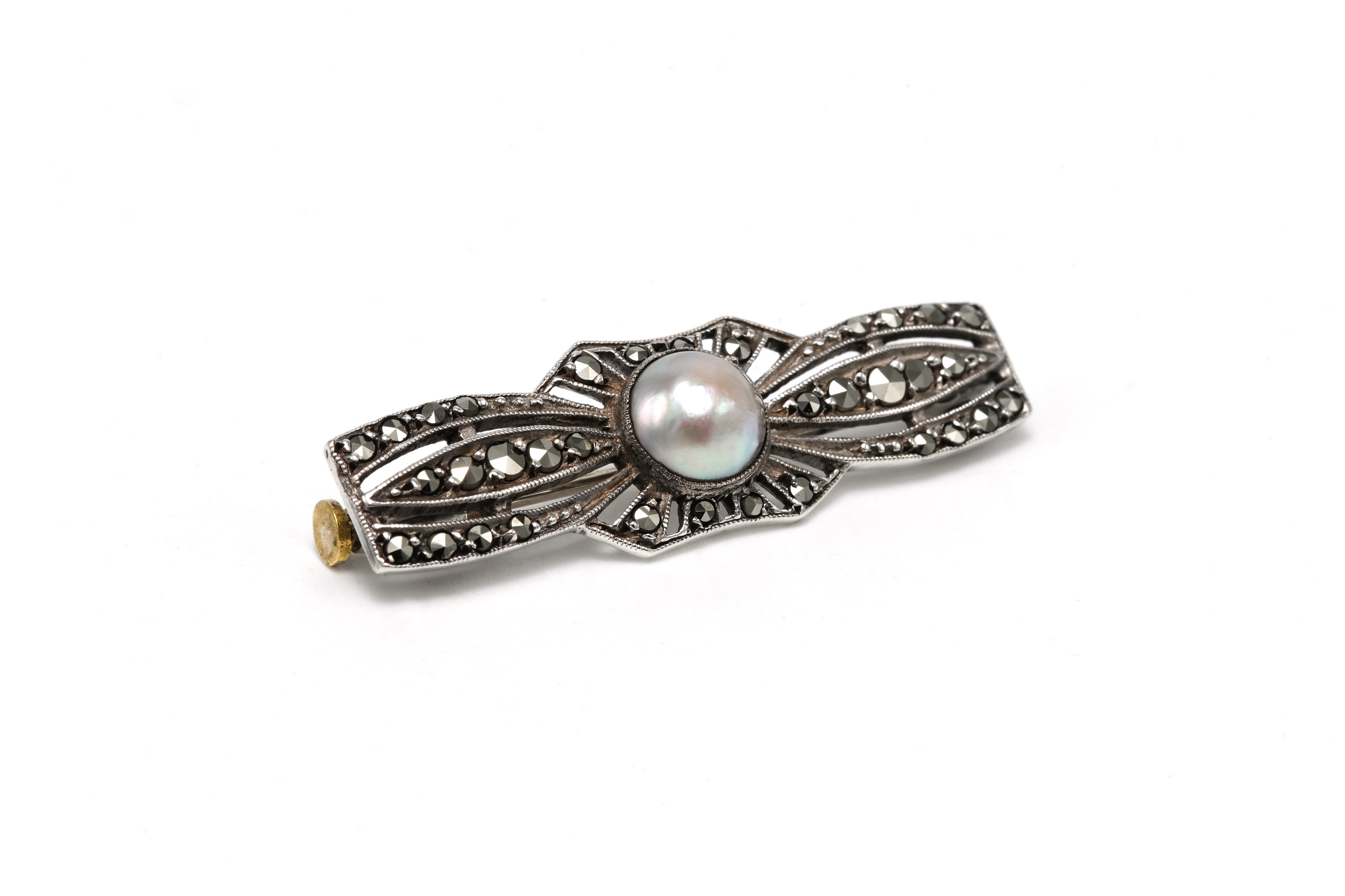 Broche Art Déco en argent 935 sertie d'une perle et de marcassites - 6