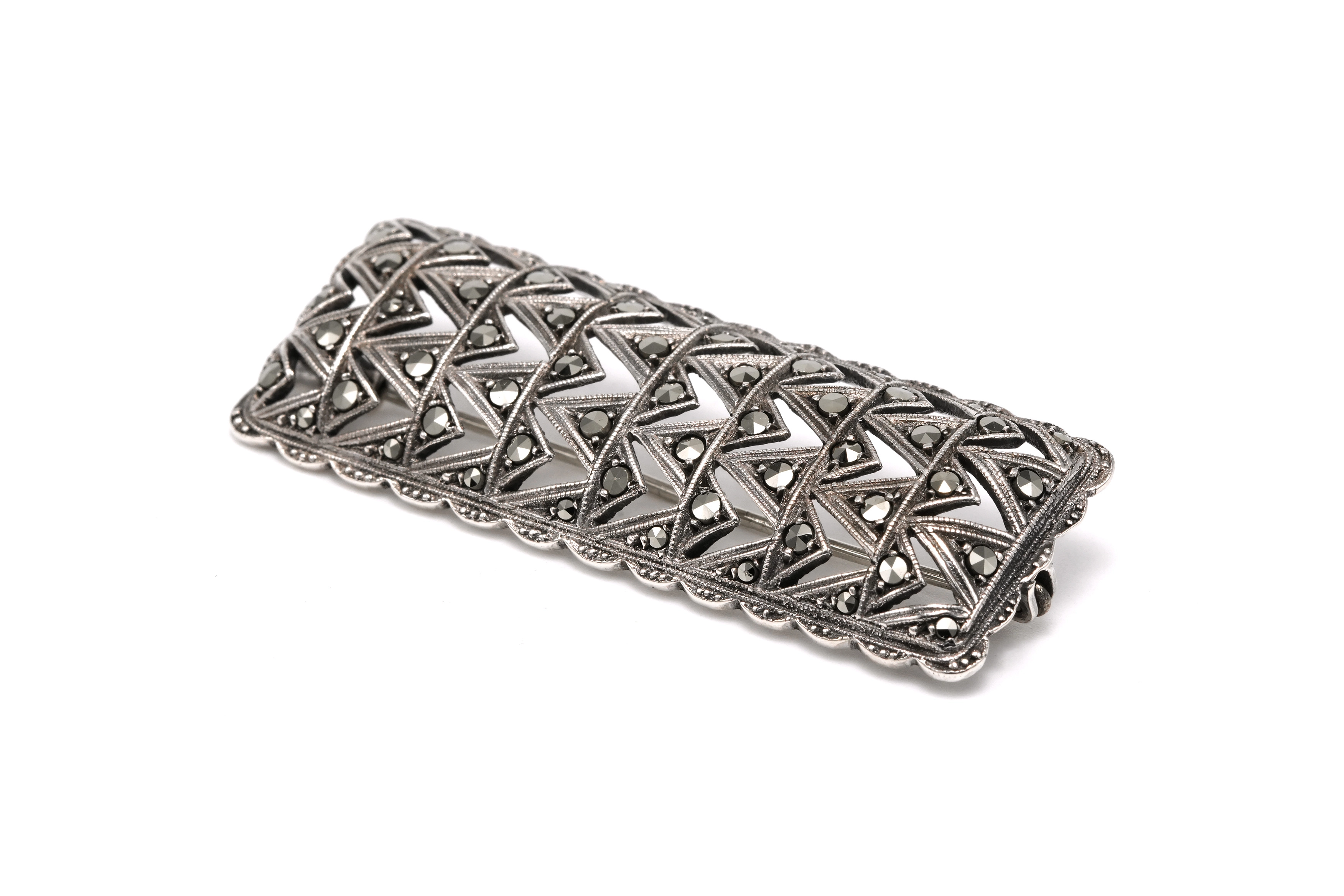 Broche Art Déco en argent sertie de marcassites - 1