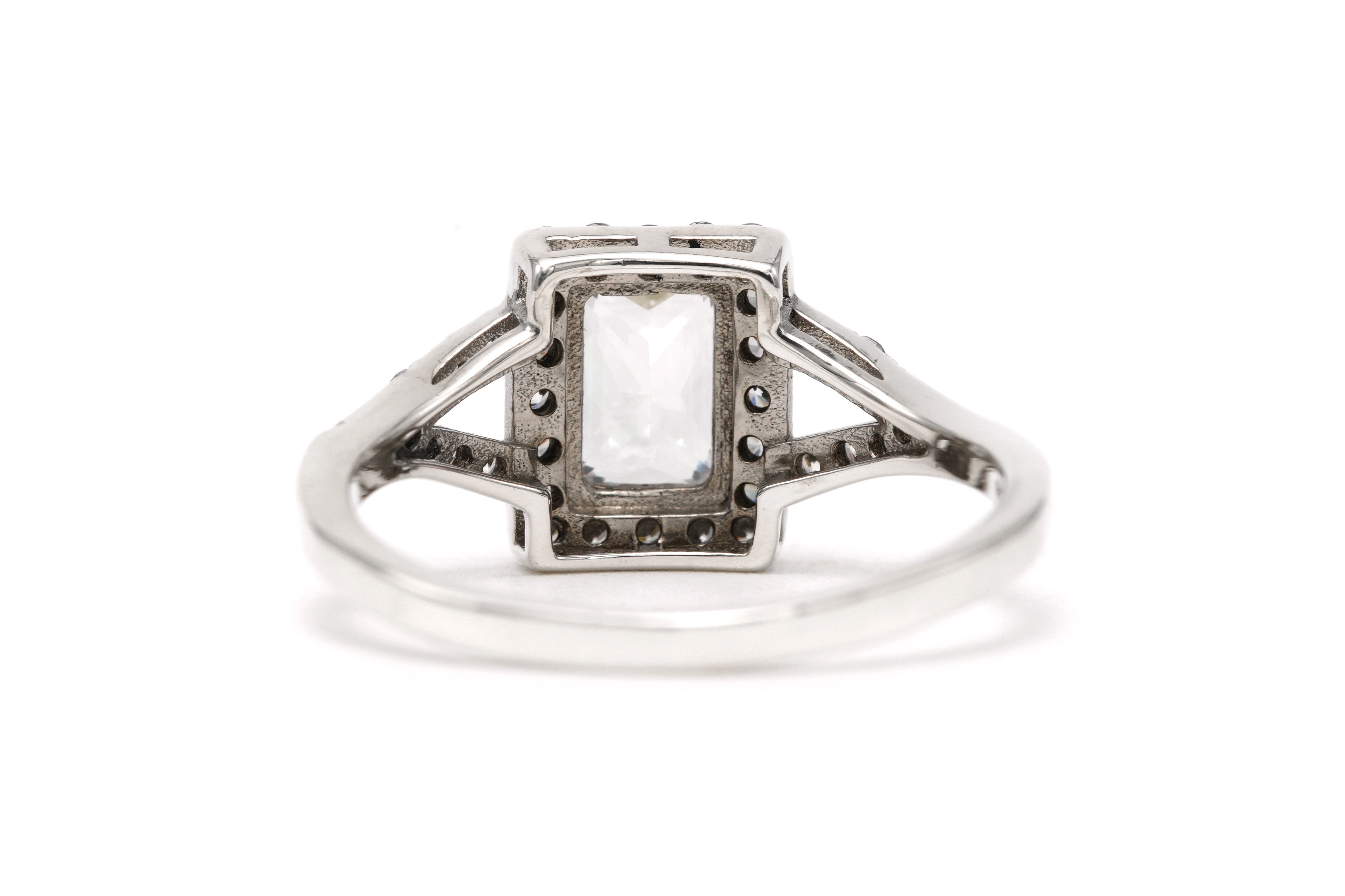 Bague contemporaine en argent 925 sertie de zirconiums - 2