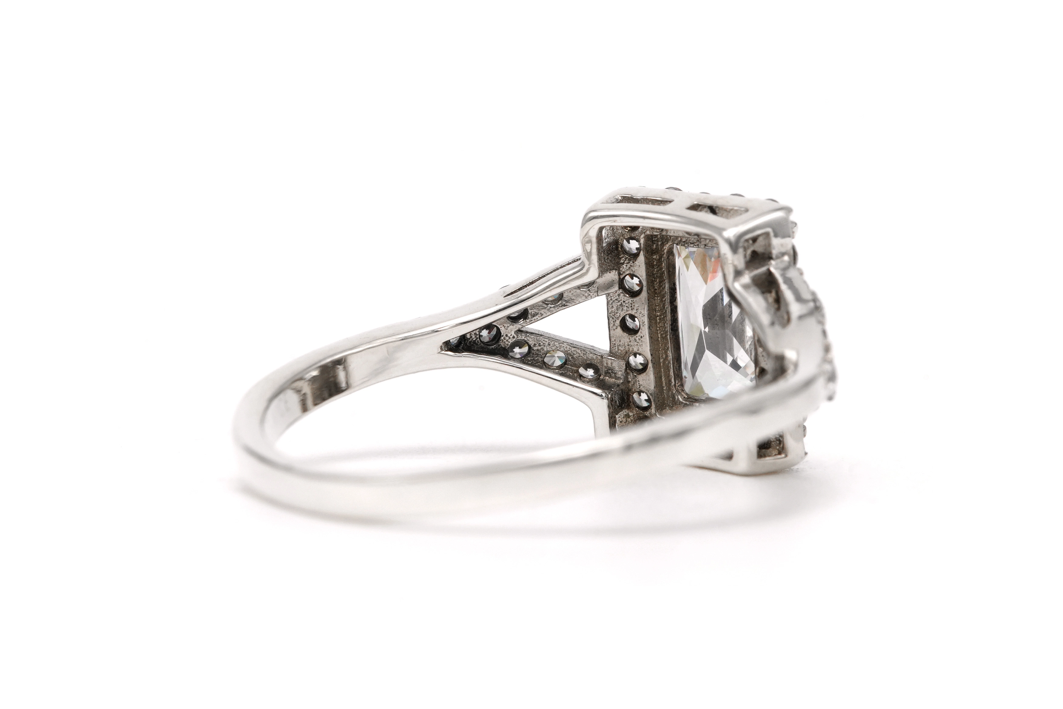 Bague contemporaine en argent 925 sertie de zirconiums - 5