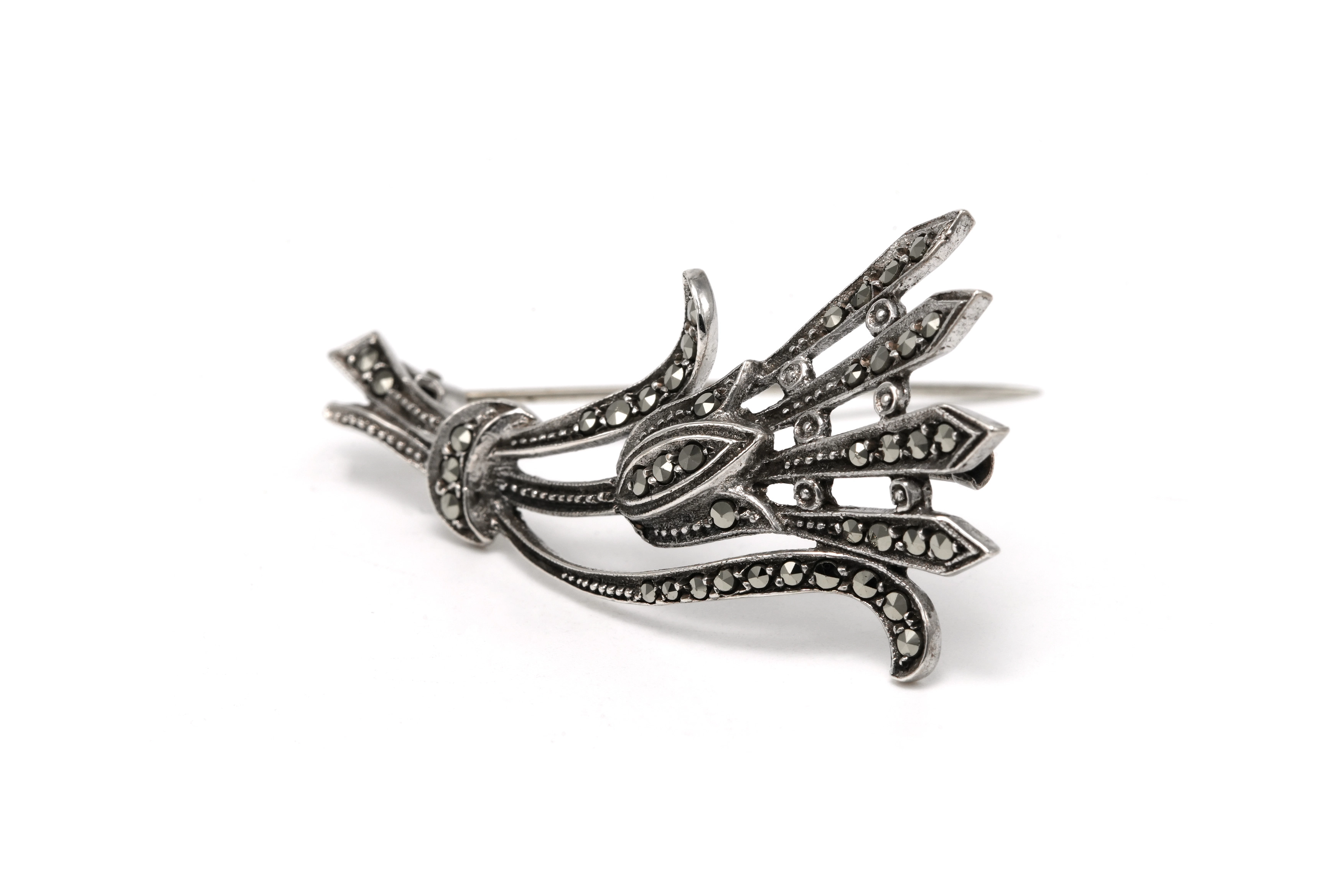 Broche Art Déco en argent 835 sertie de marcassites - 2