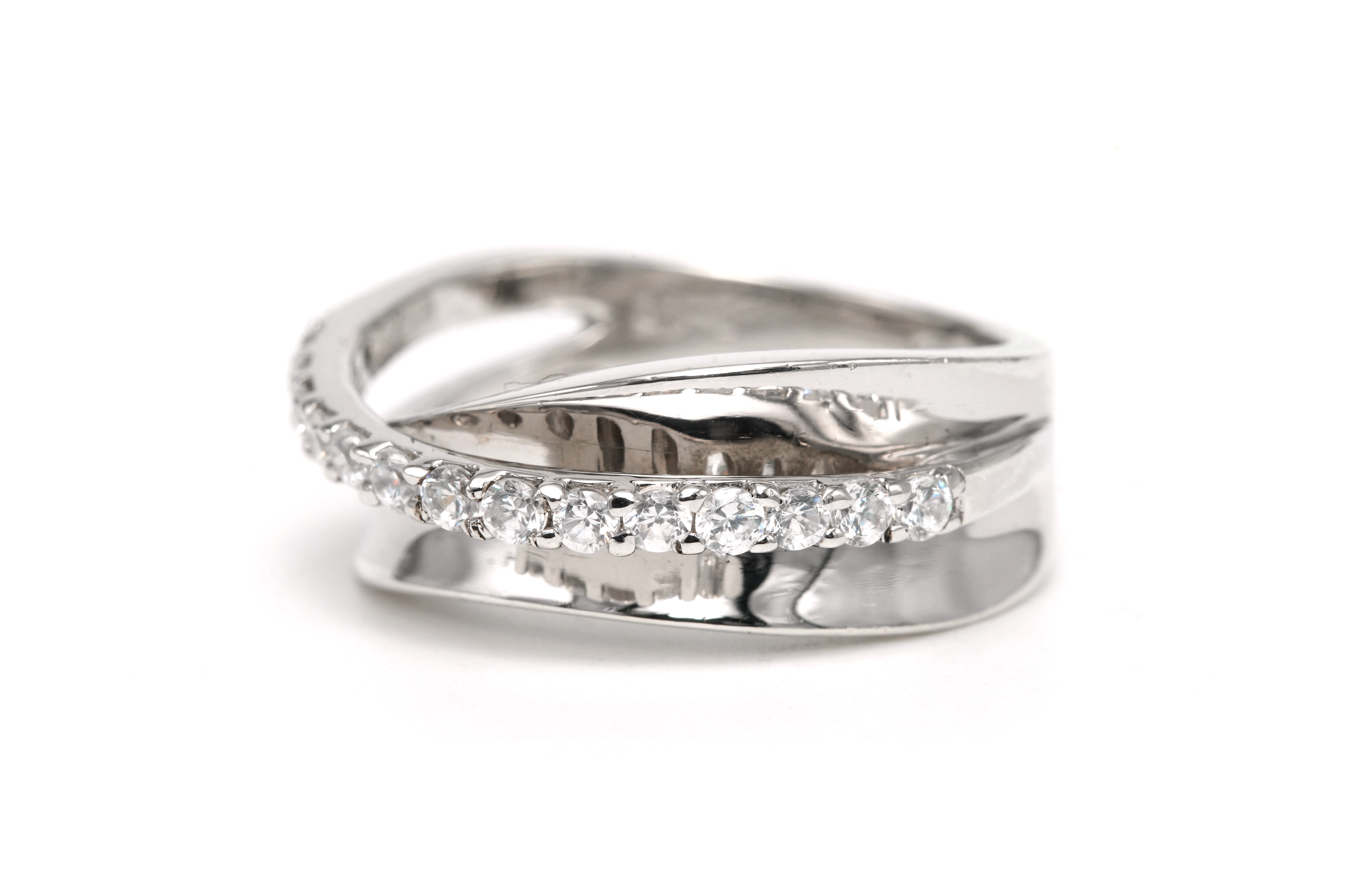 Bague contemporaine en argent 925 sertie de zirconiums - 2