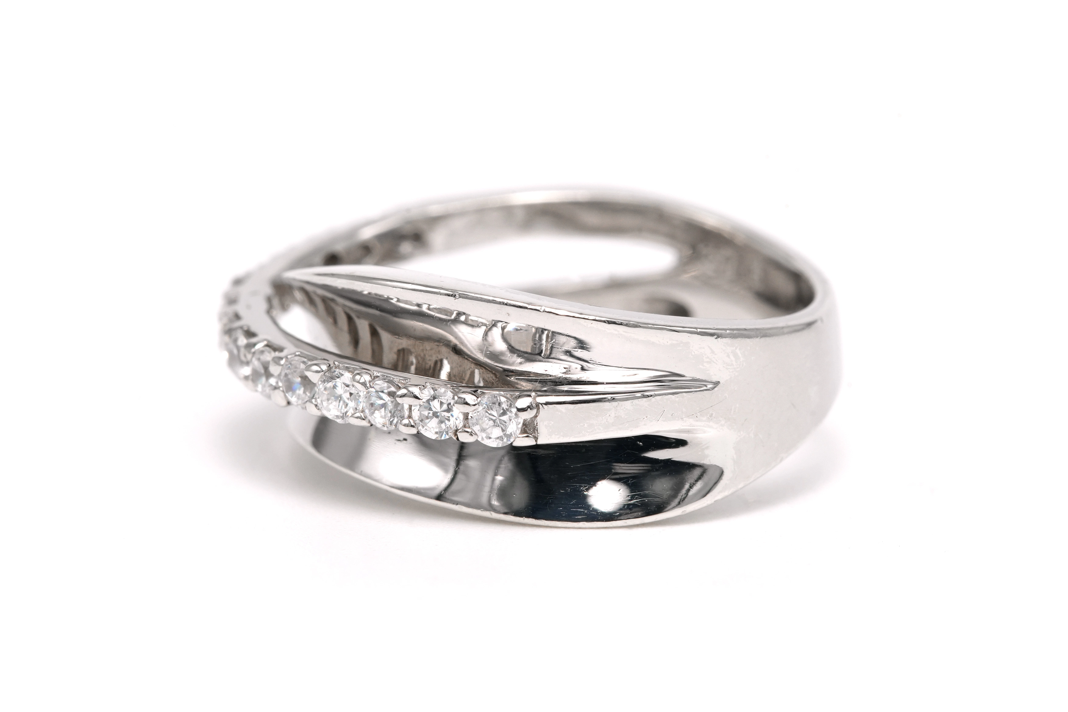 Bague contemporaine en argent 925 sertie de zirconiums - 3