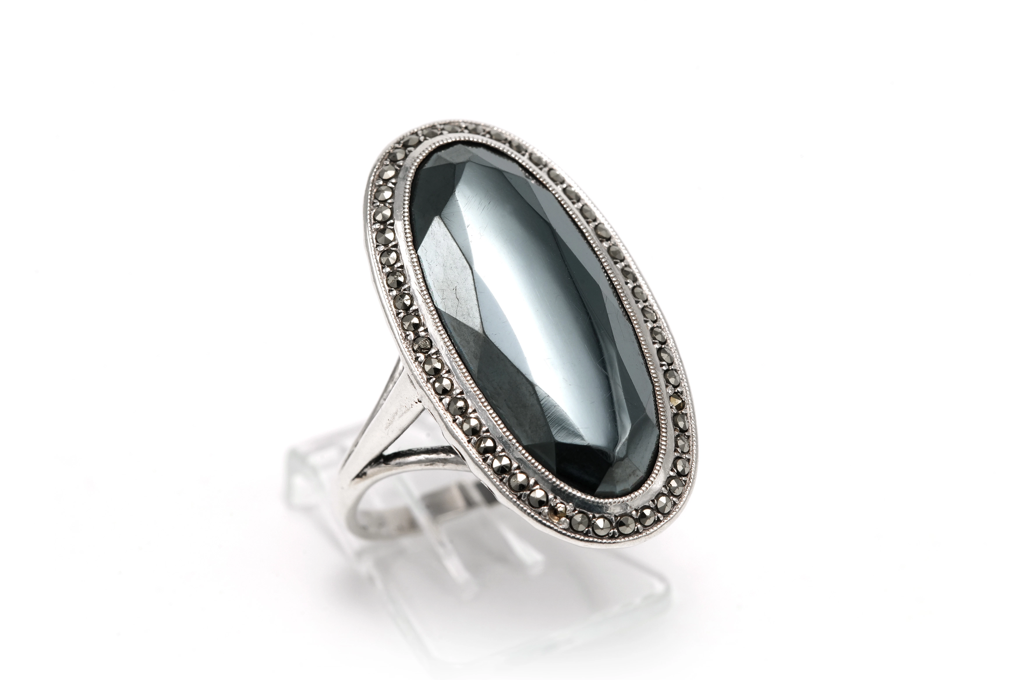 Bague Art Déco en argent sertie d'une hématite et de marcassites - 6