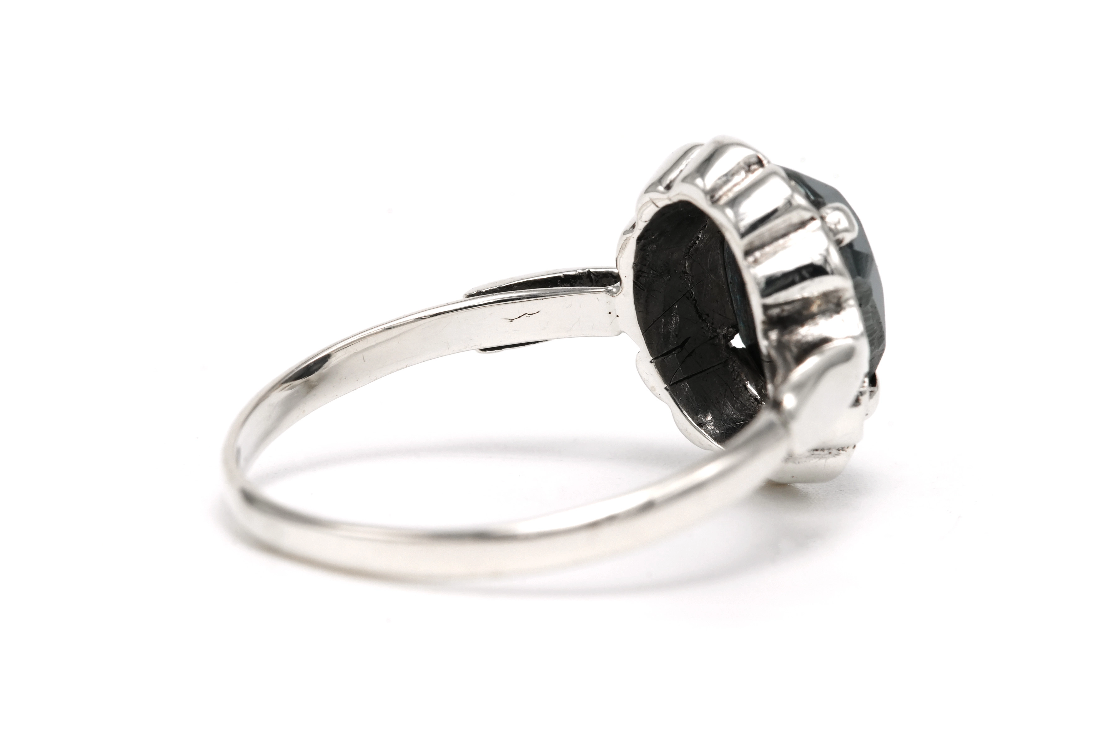 Bague Art Déco en argent sertie d'une hématite et de marcassites - 5