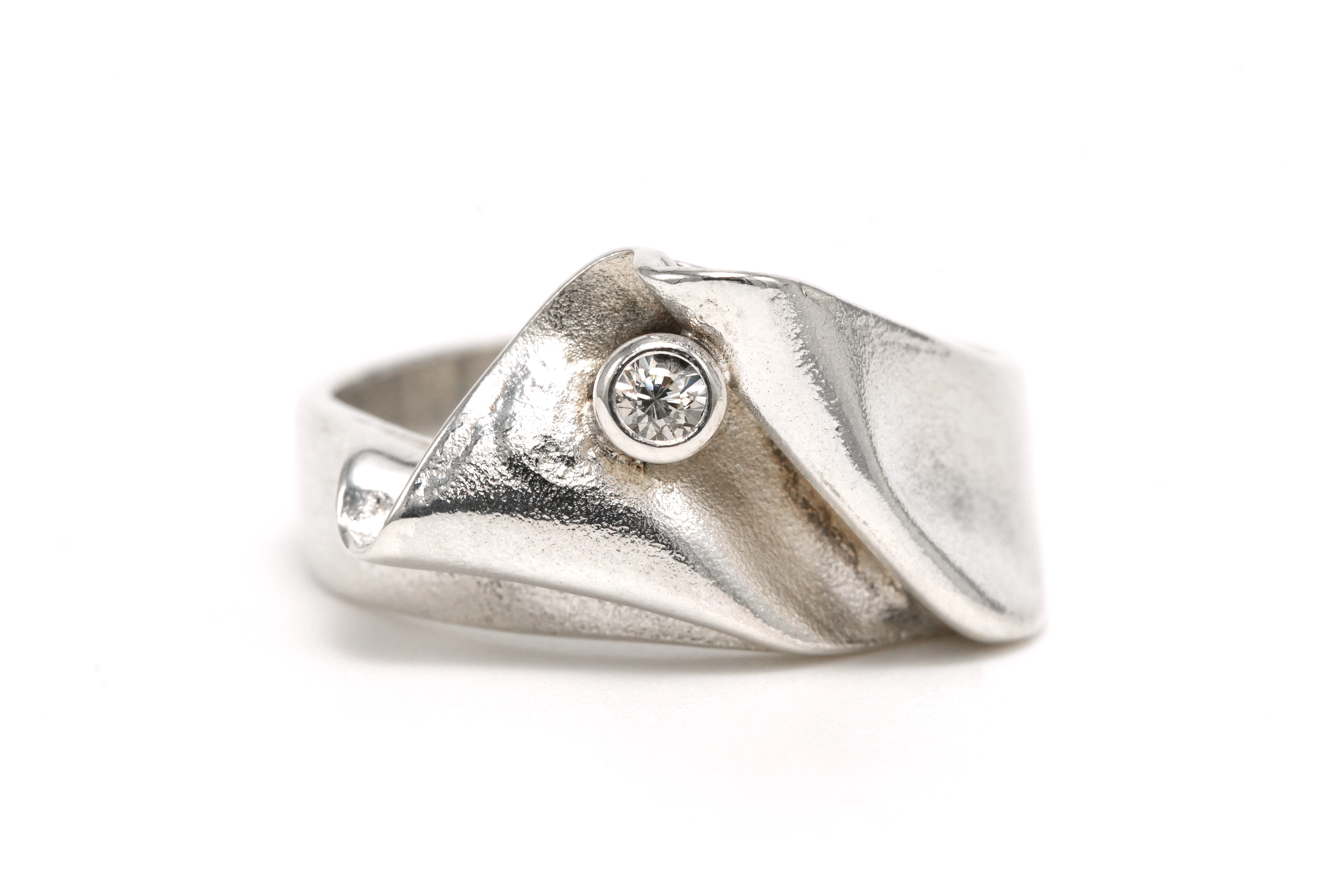 Bague Années 70 en argent 925 sertie d'un zirconium - 1