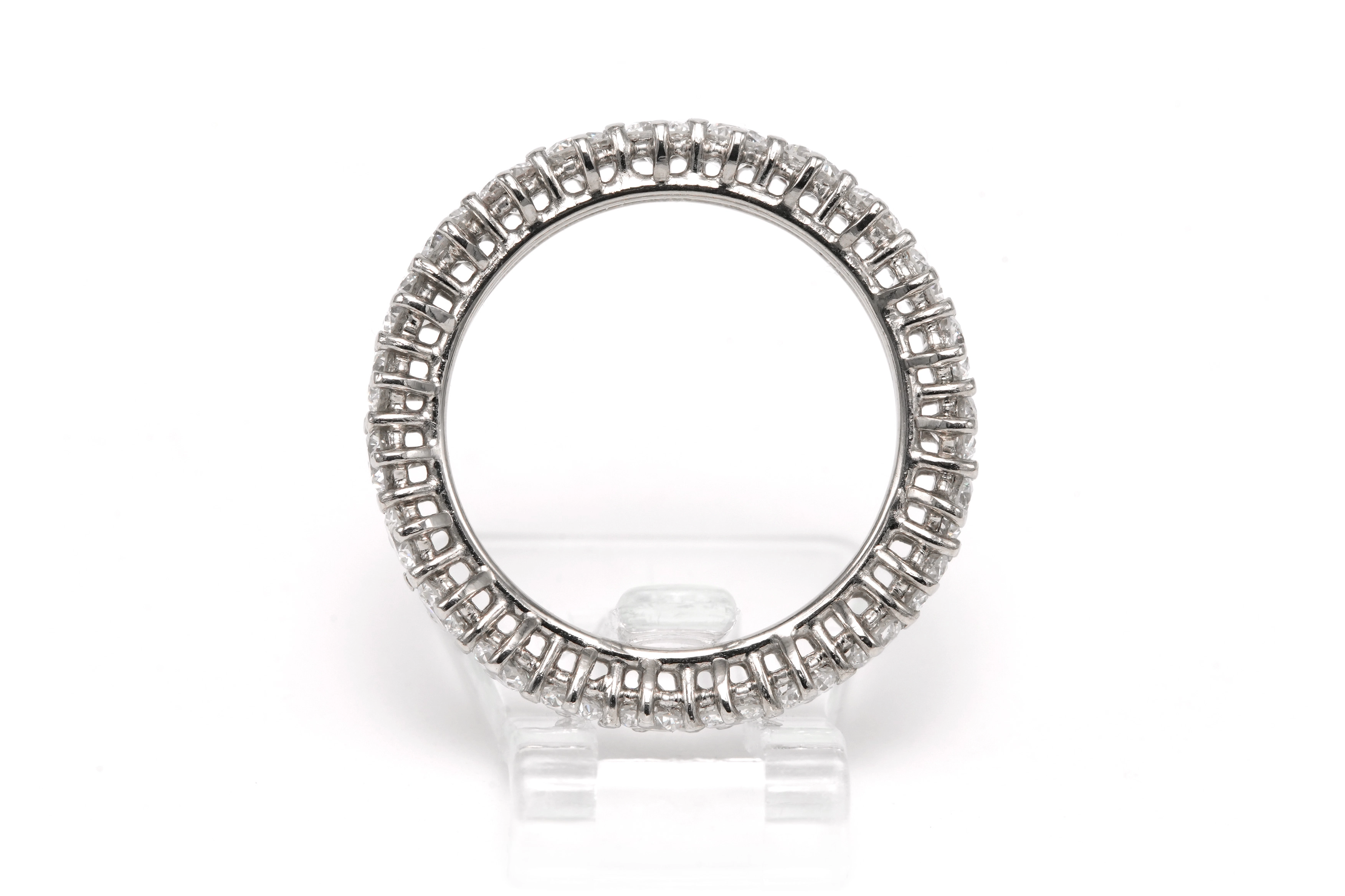 Bague contemporaine en or blanc 18 carats sertie de diamants taille "brillant" (+-1.60ct) - 4