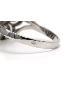 Bague Années 50 en or blanc 18 carats sertie d'un diamant taille "brillant" (+-0.20 ct) et de diamants taille "8/8" - 4