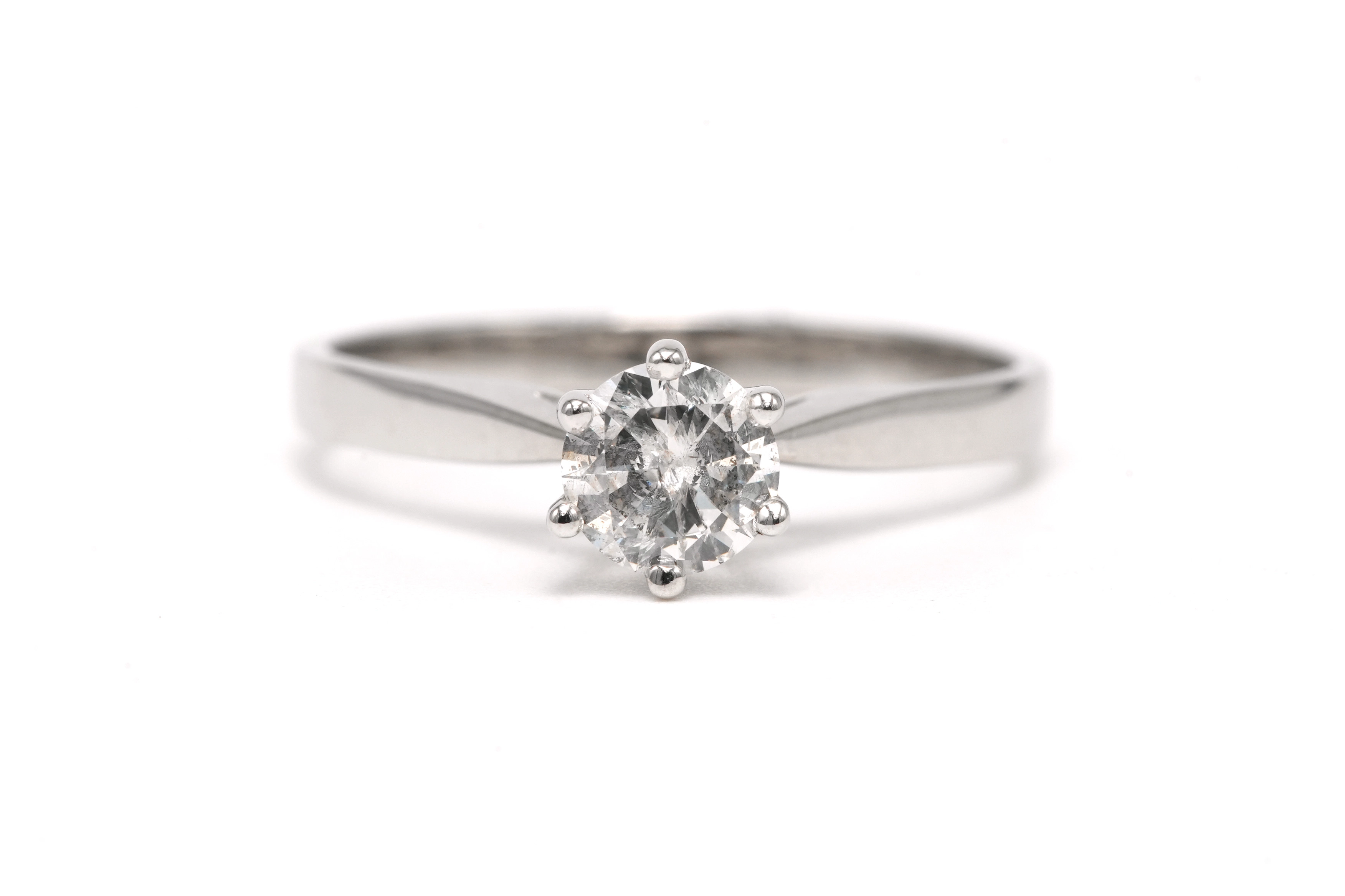 Bague contemporaine en or blanc 18 carats sertie d'un diamant taille "brillant" (+-0.40ct) - 1