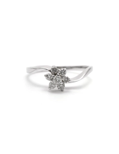 Bague contemporaine en or blanc 18 carats sertie de diamants taille "brillant" (+-ct) - 1