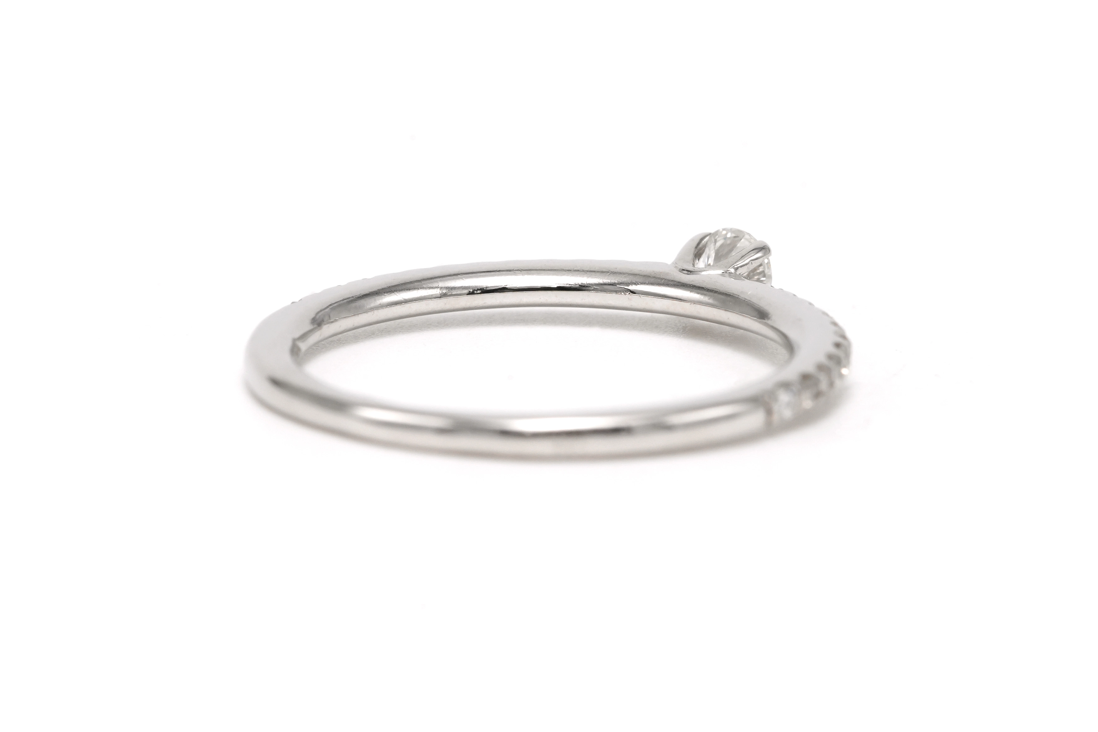 Bague contemporaine en or blanc 18 carats sertie de diamants taille "brillant" (+-0.31ct) - 5