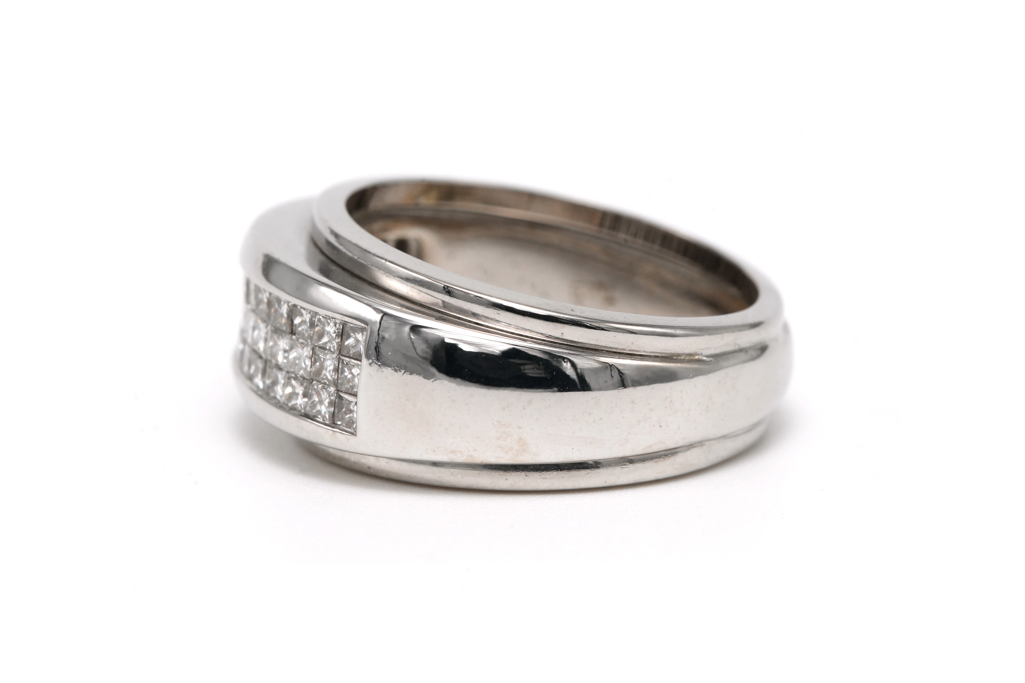 Bague contemporaine en or blanc 18 carats sertie de diamants taille "brillant" (+-0.45ct) - 3