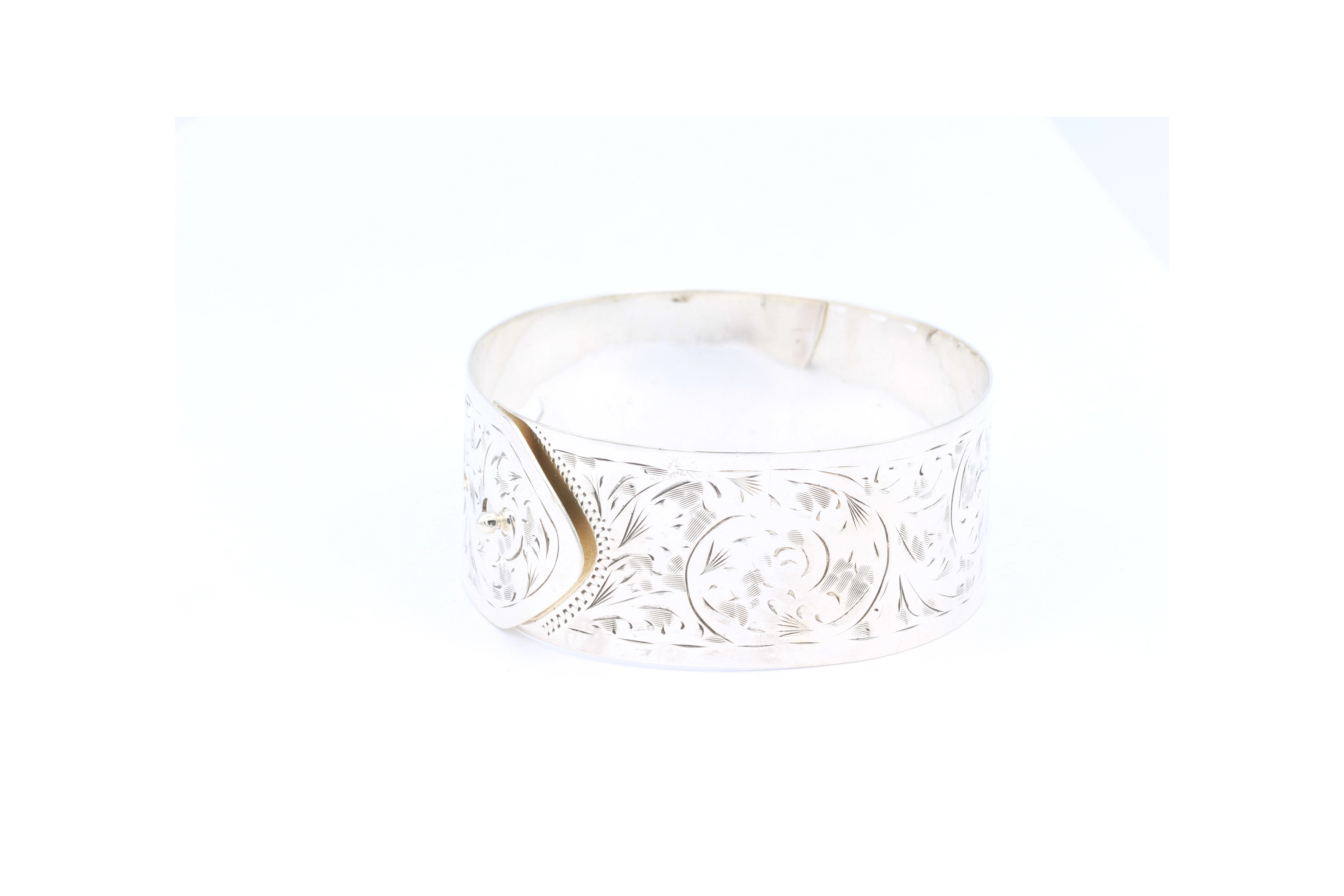 Bracelet "Manchette" Victorienne (1850), Grande Bretagne, argent 925 gravée main-The Vintage Workshop