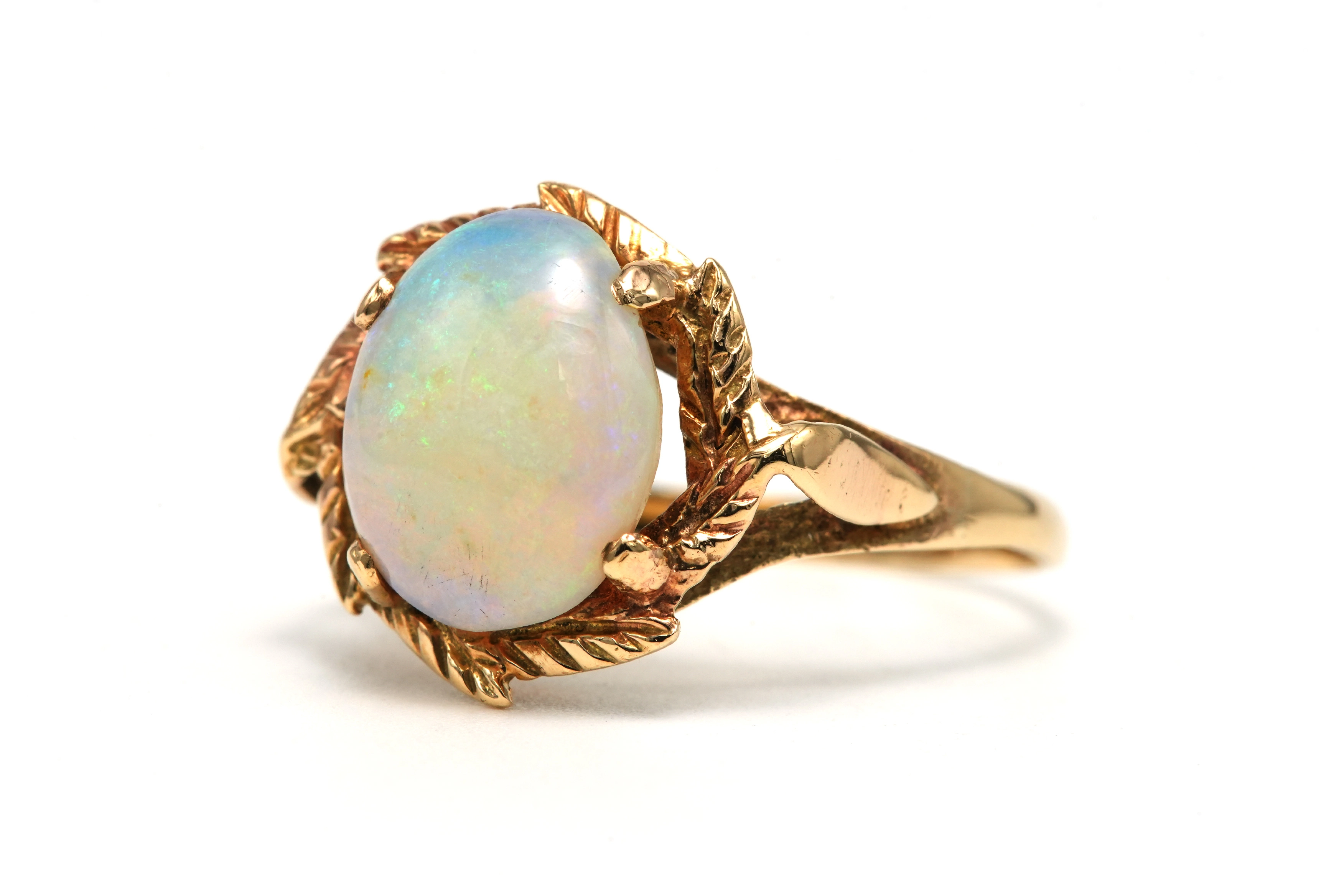 Bague Art Déco en or jaune 9 carats sertie d'une opale - 2