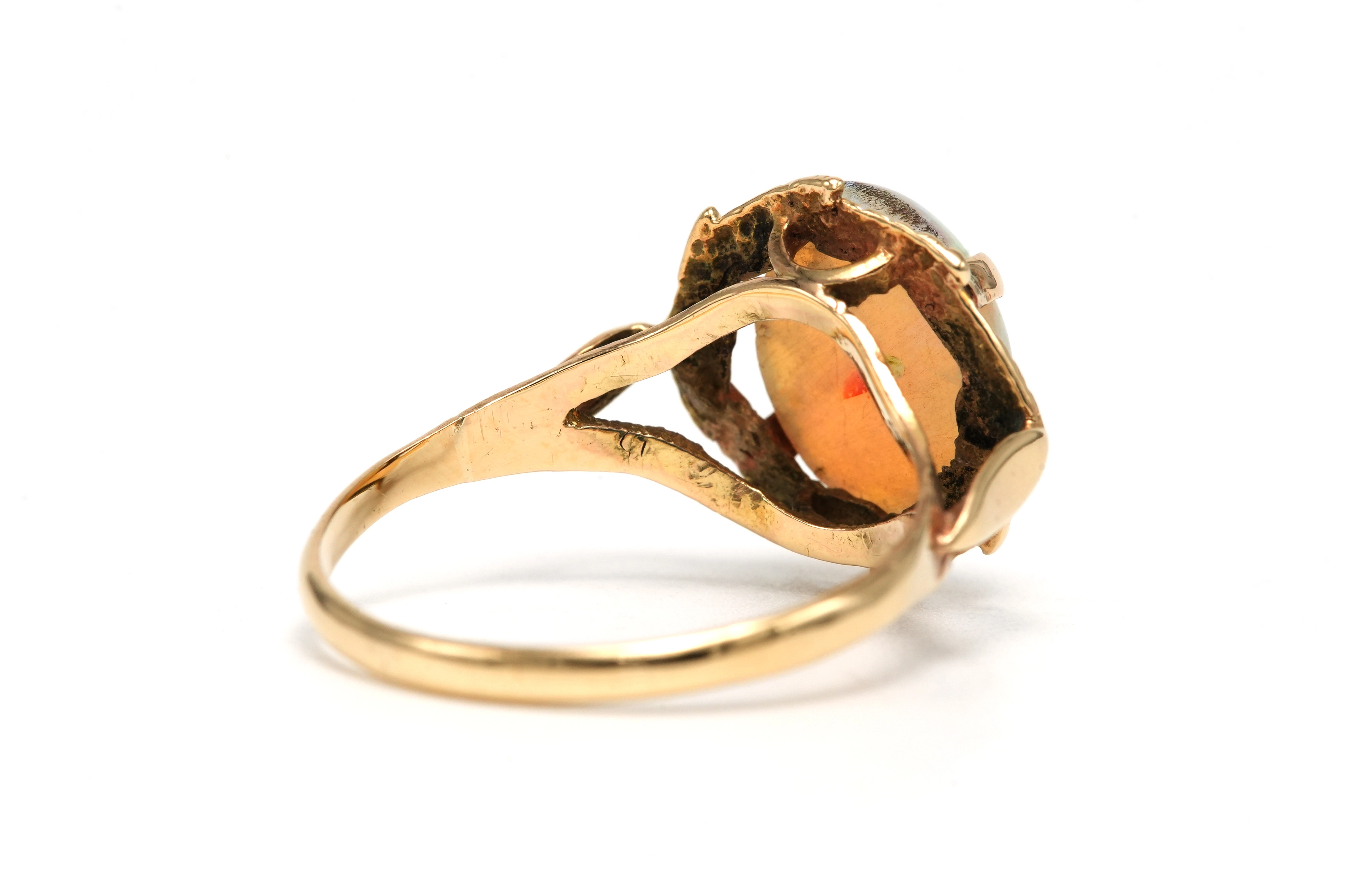 Bague Art Déco en or jaune 9 carats sertie d'une opale - 5