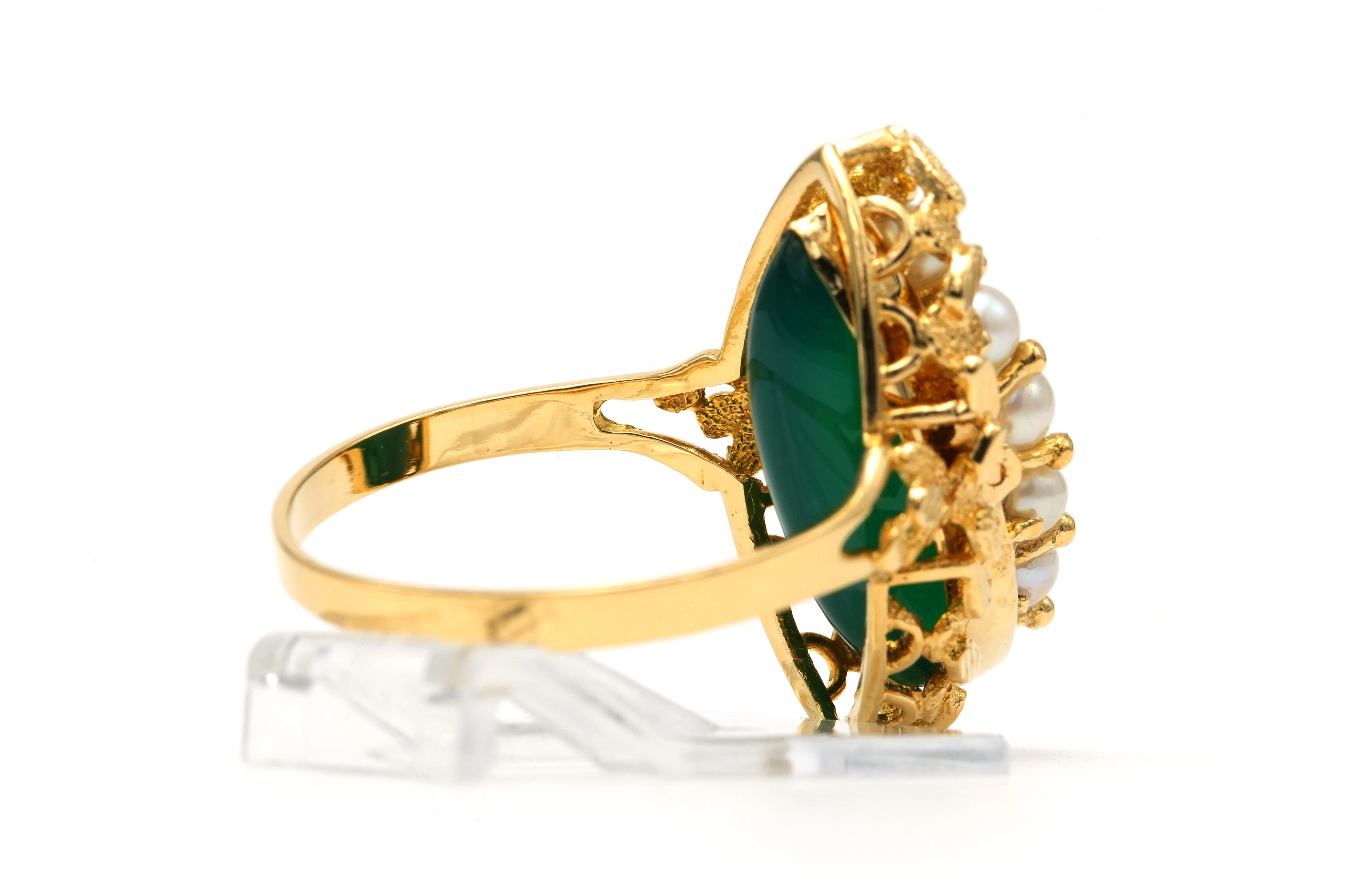 Bague Années 50 en or jaune 18 carats sertie de perle et d'une chrysocolle - 5