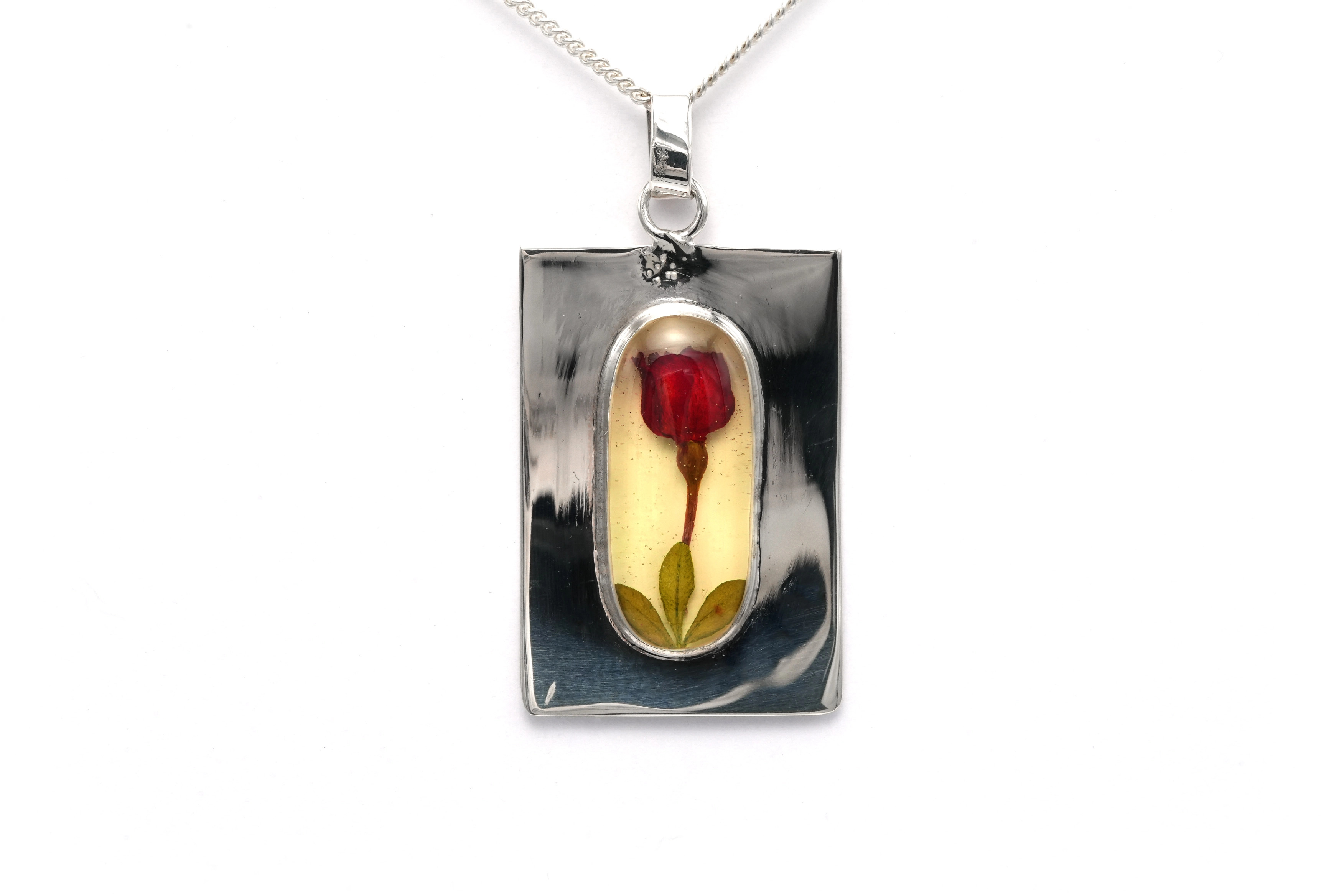 Pendentif Années 70 en argent 925 serti de résine - 1