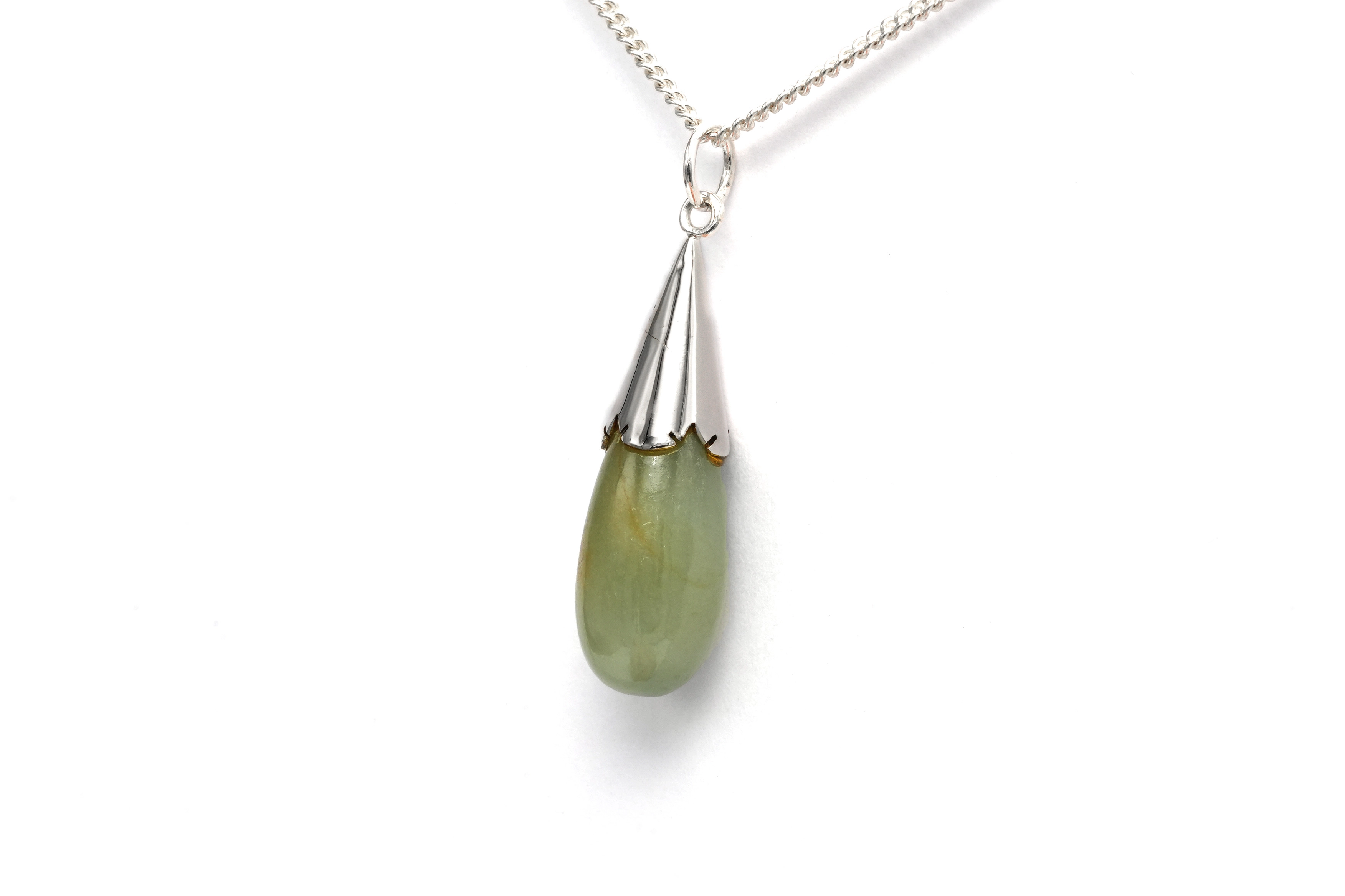 Pendentif Années 70 en argent serti d'une jade - 3