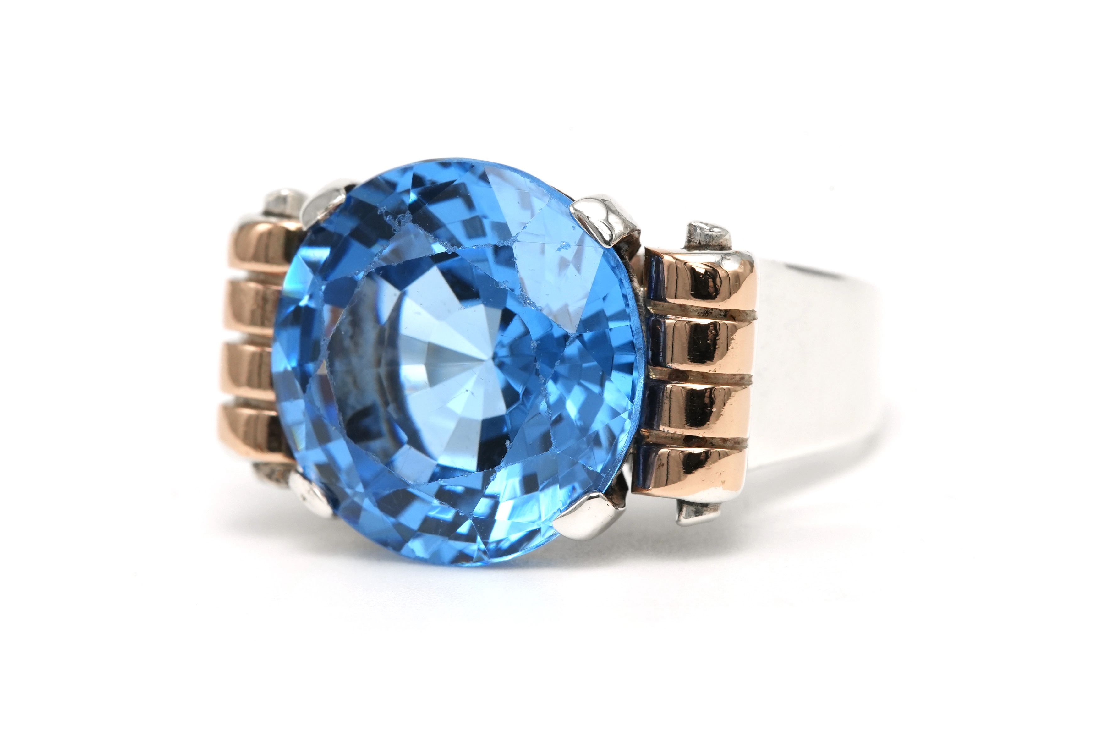 Bague Art Déco en argent et or jaune 18 carats sertie d'une spinelle de synthèse - 2