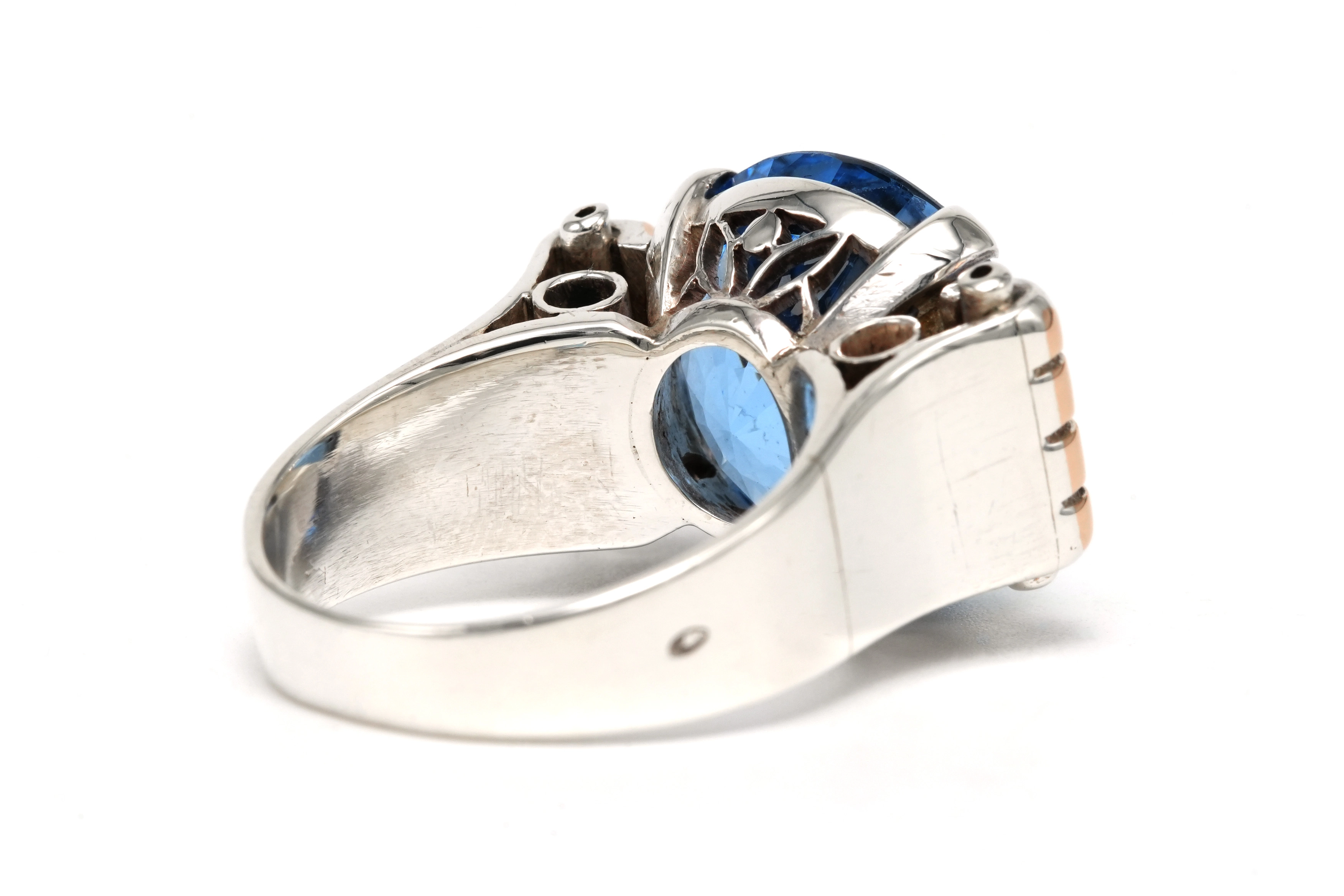 Bague Art Déco en argent et or jaune 18 carats sertie d'une spinelle de synthèse - 5