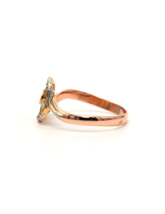Bague Art Nouveau en or jaune 18 carats sertie d'une émeraude, de perles et de diamants taille "rose" - 3
